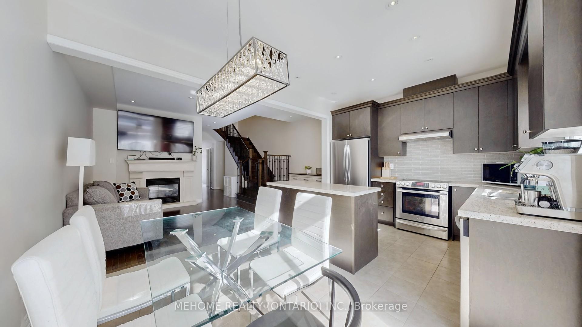 Photo 8 of 27 Sibella Way, Vaughan, Vellore Village — HOMEH