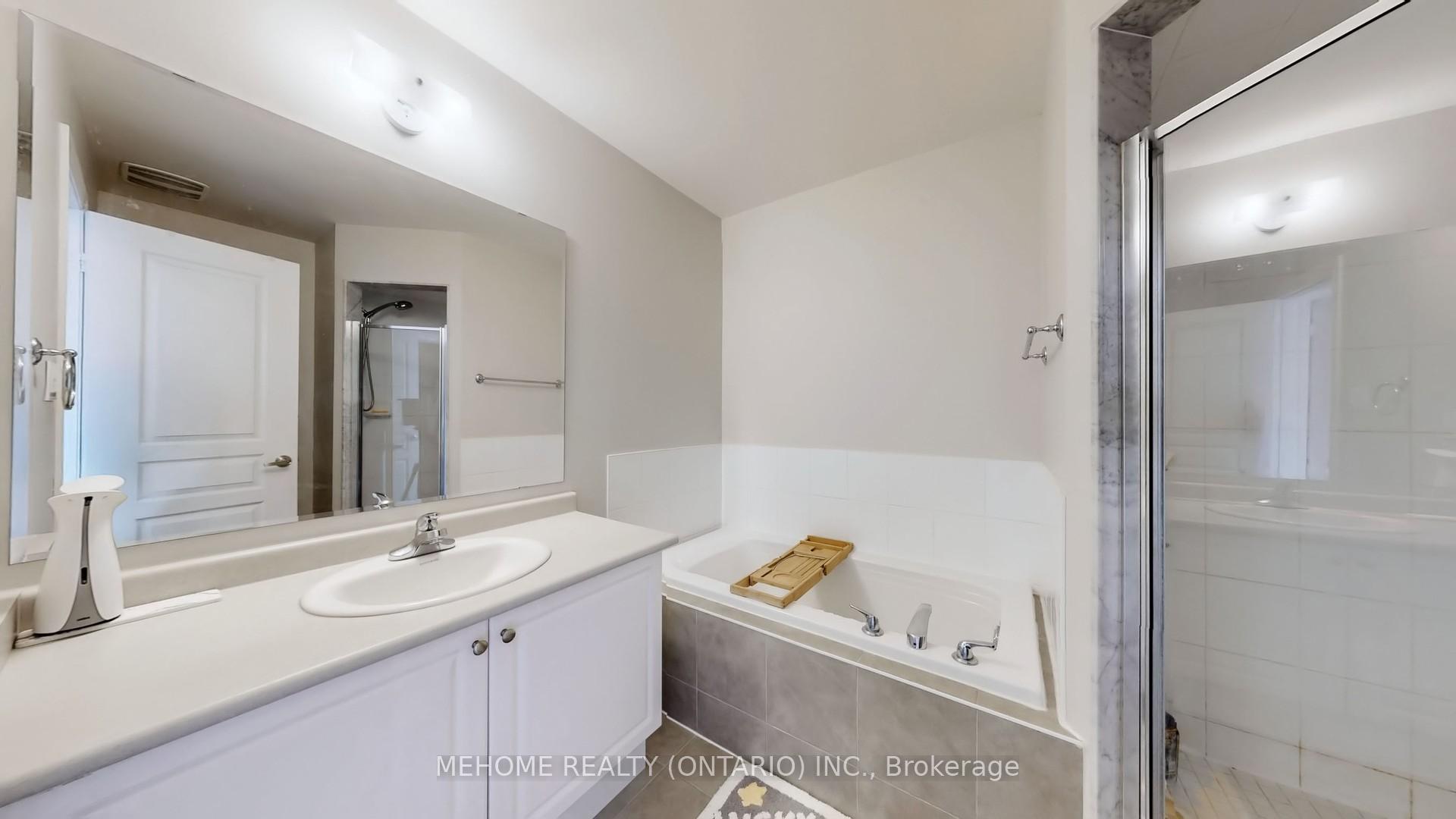 Photo 14 of 27 Sibella Way, Vaughan, Vellore Village — HOMEH