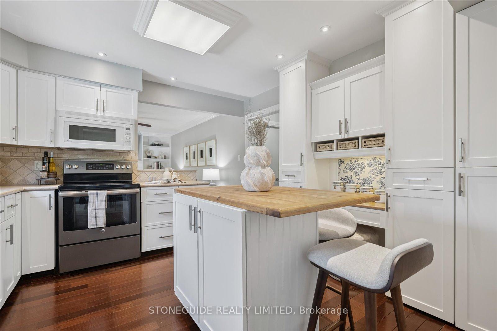 Photo 11 of 2541 Farmcrest Avenue, Peterborough, Ashburnham Ward 4 — HOMEH