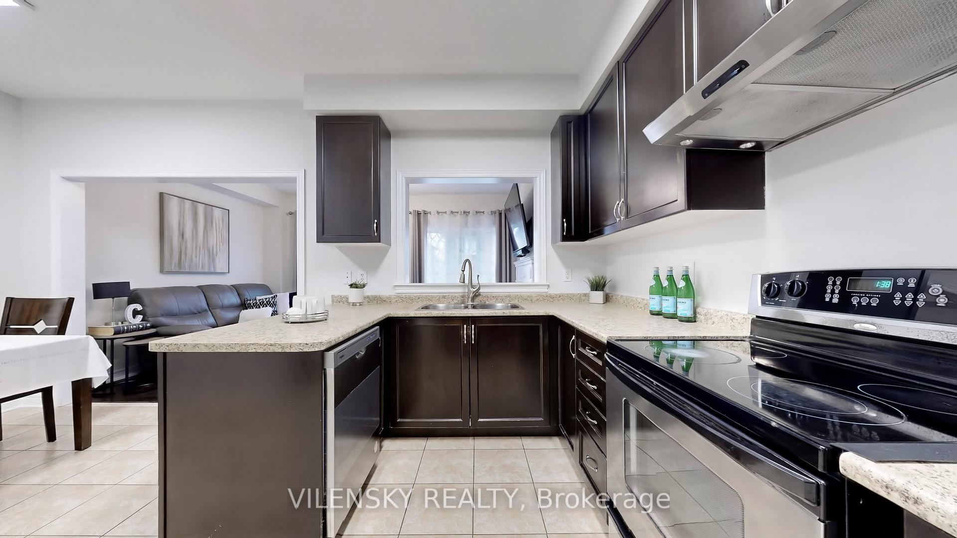 Photo 7 of 45 Spring Arbour Road, Vaughan, Patterson — HOMEH