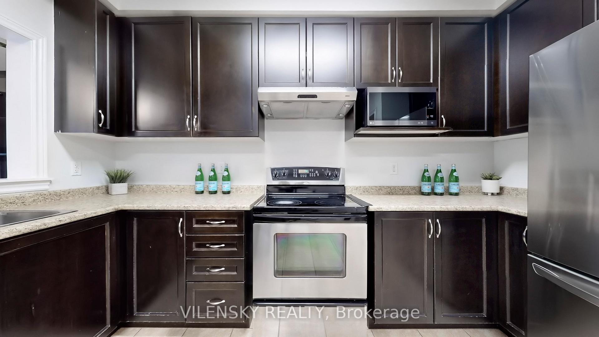 Photo 8 of 45 Spring Arbour Road, Vaughan, Patterson — HOMEH