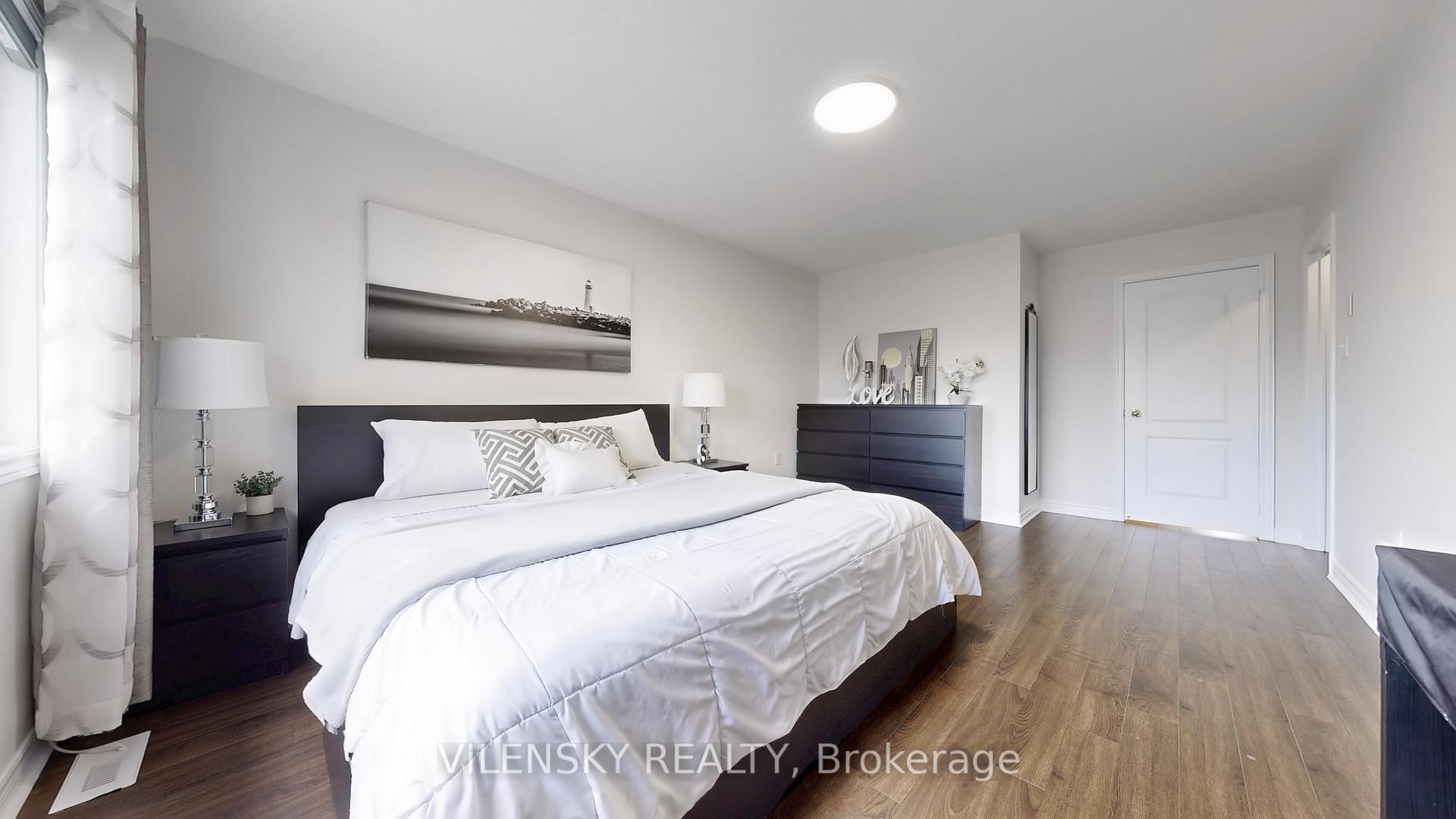 Photo 17 of 45 Spring Arbour Road, Vaughan, Patterson — HOMEH