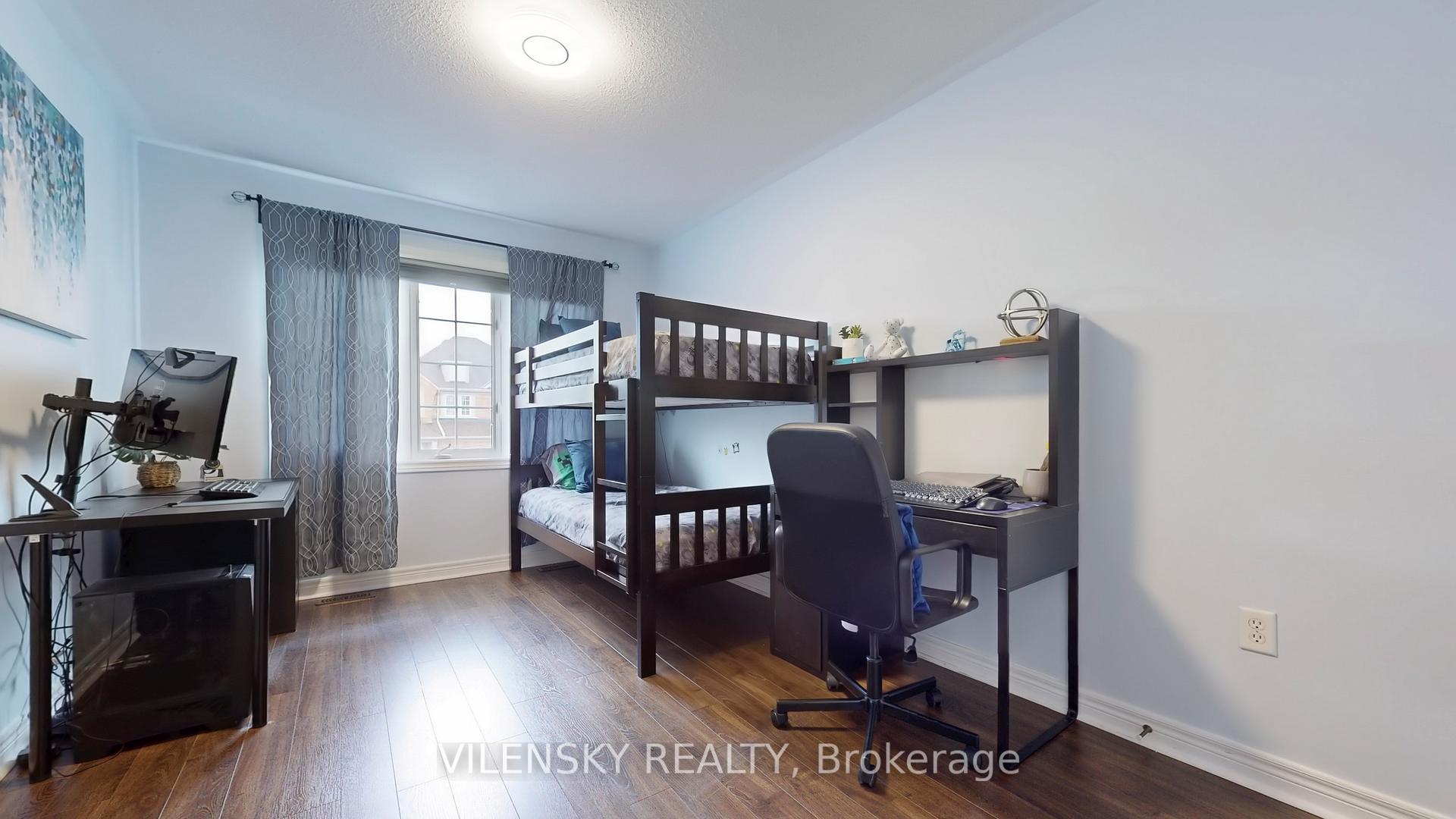 Photo 20 of 45 Spring Arbour Road, Vaughan, Patterson — HOMEH
