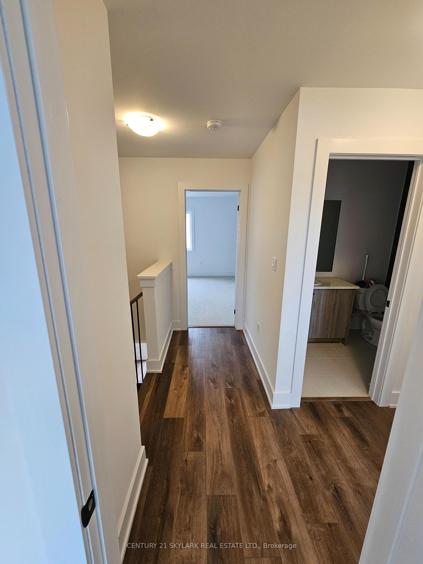 Photo 19 of 218 Prince William Way, Barrie, Rural Barrie Southeast — HOMEH