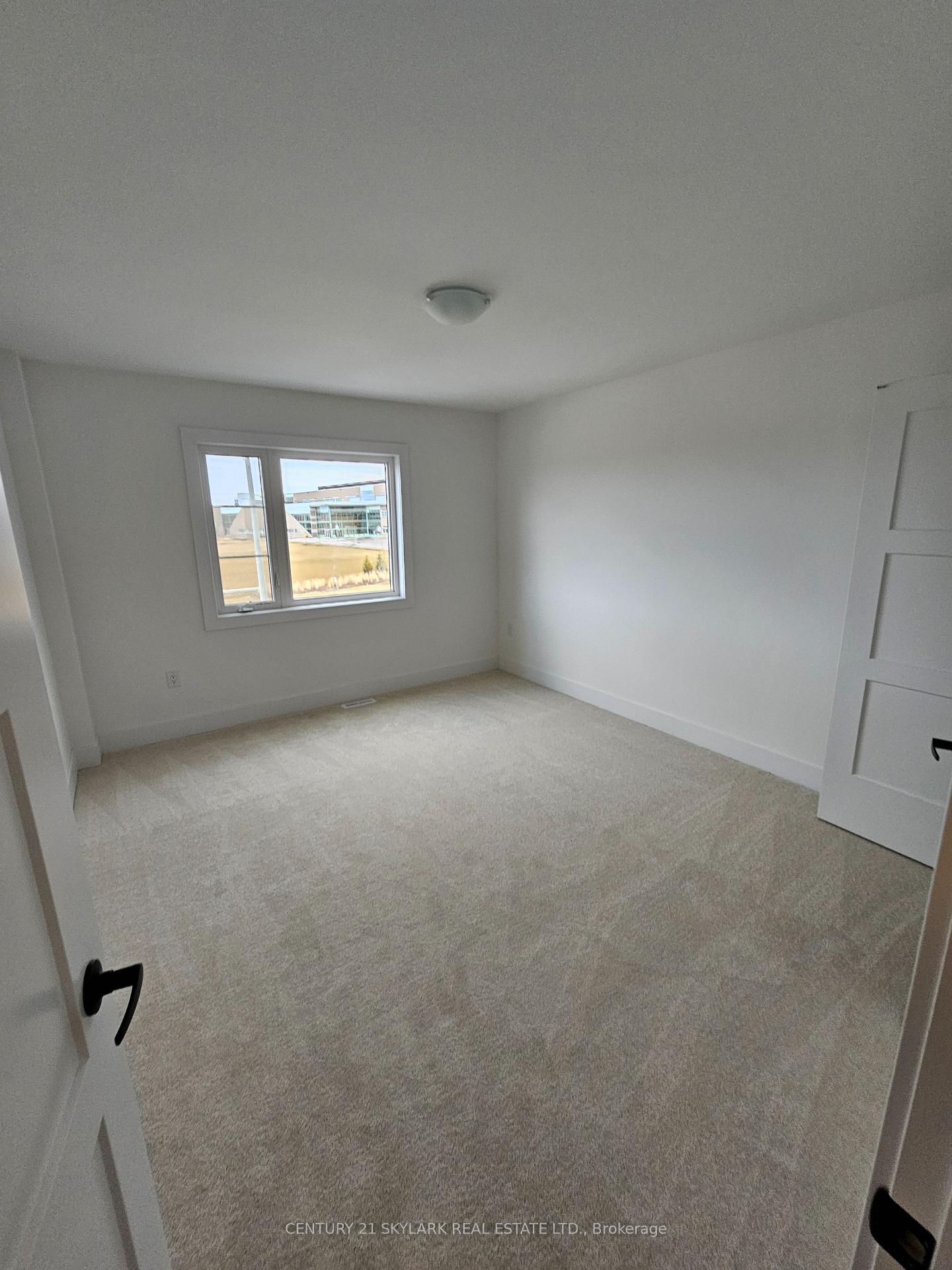 Photo 28 of 218 Prince William Way, Barrie, Rural Barrie Southeast — HOMEH
