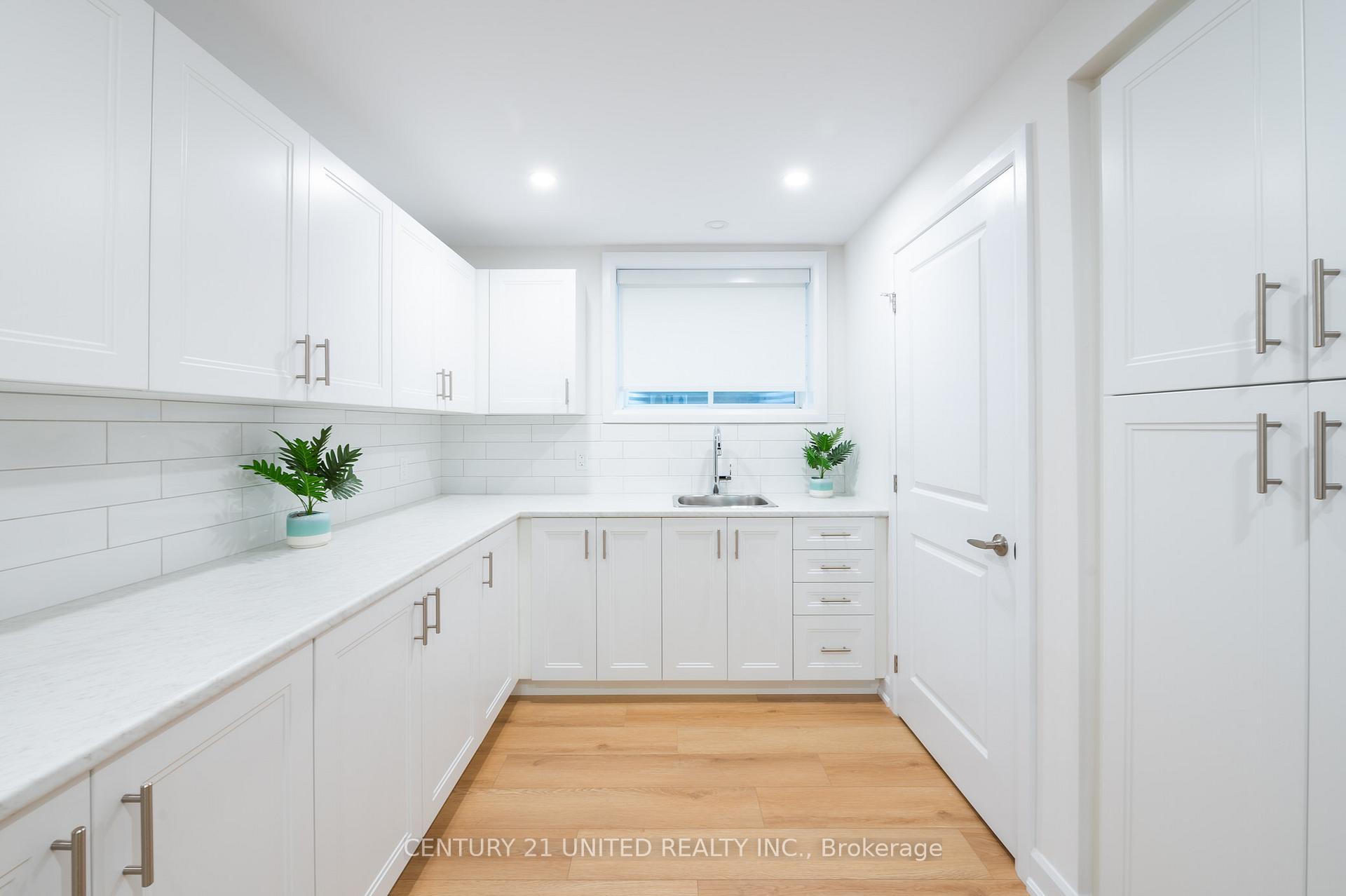 Photo 42 of 56 York Drive, Peterborough, Monaghan Ward 2 — HOMEH