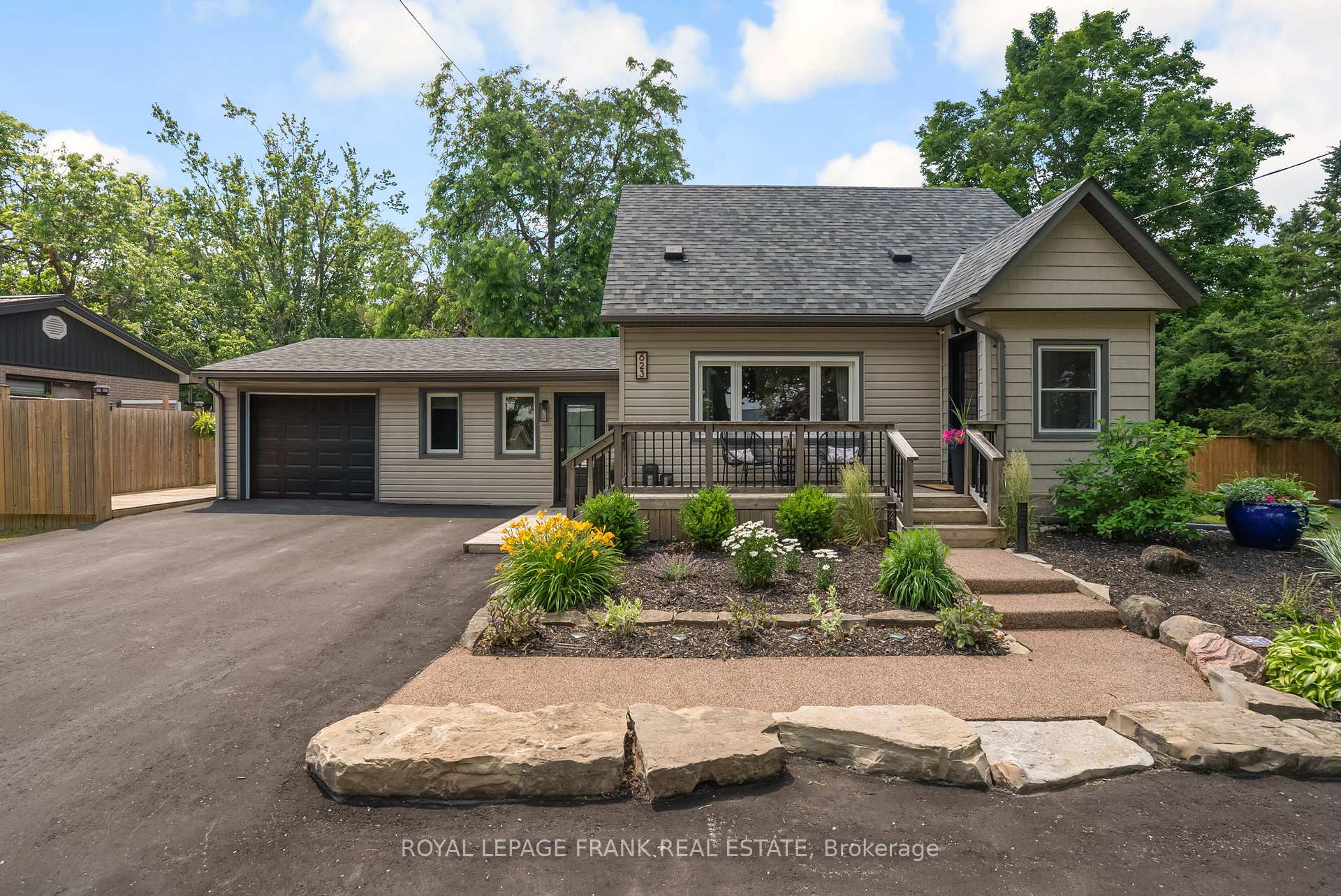 Photo 1 of 623 Spillsbury Drive, Peterborough, Otonabee Ward 1 — HOMEH