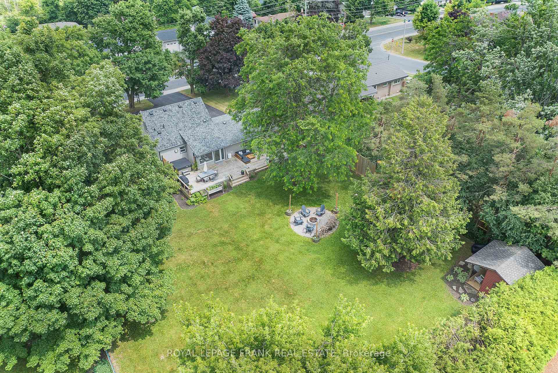 Photo 4 of 623 Spillsbury Drive, Peterborough, Otonabee Ward 1 — HOMEH