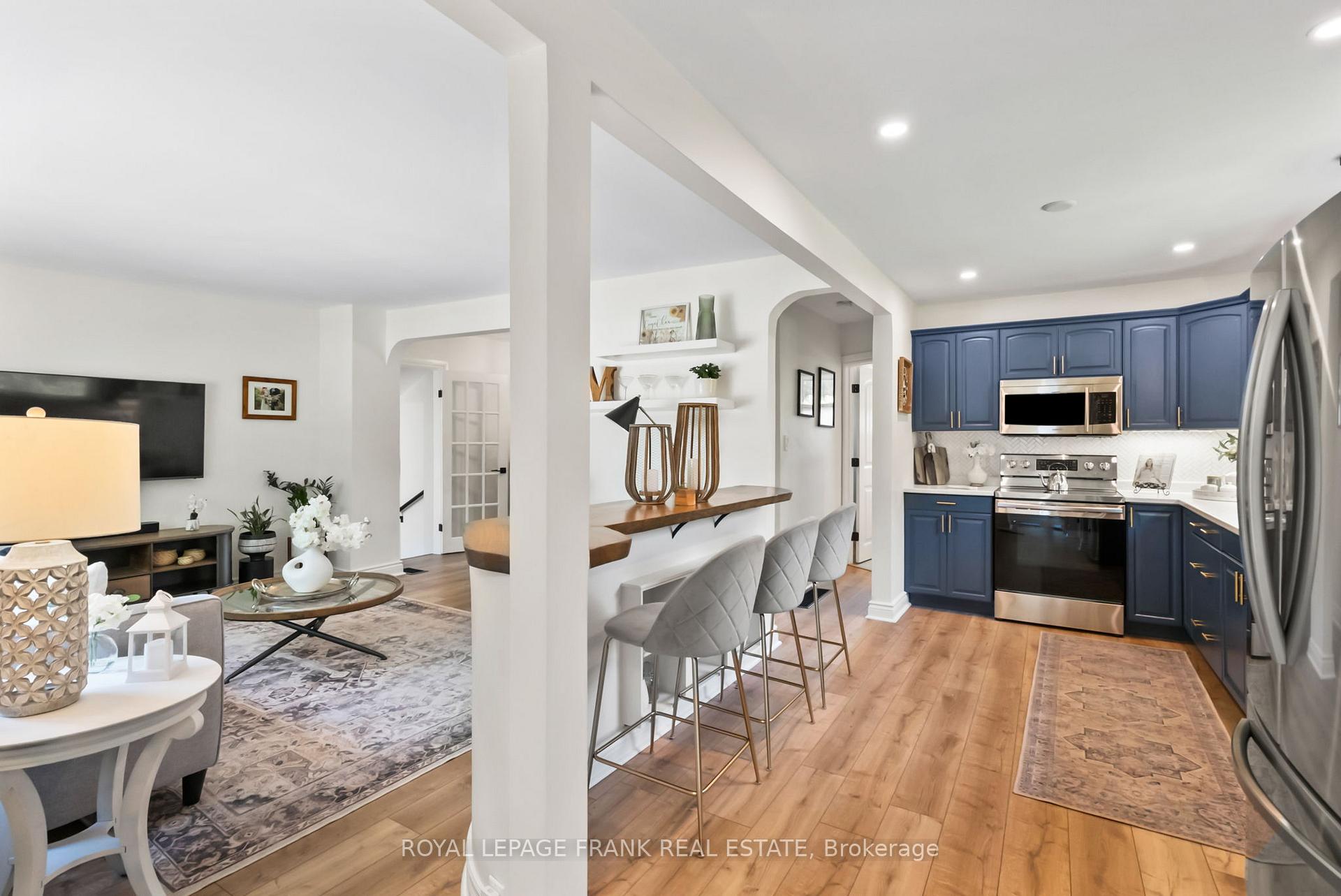 Photo 6 of 623 Spillsbury Drive, Peterborough, Otonabee Ward 1 — HOMEH