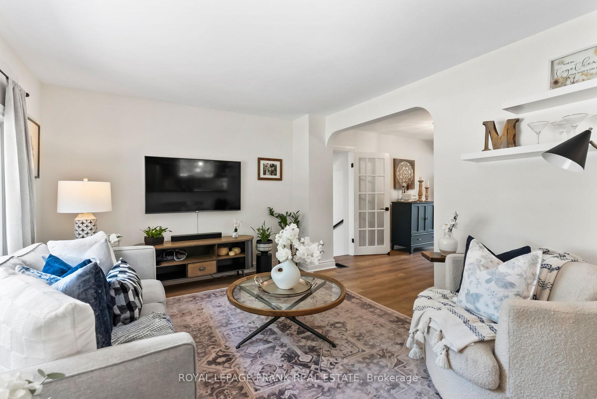 Photo 10 of 623 Spillsbury Drive, Peterborough, Otonabee Ward 1 — HOMEH