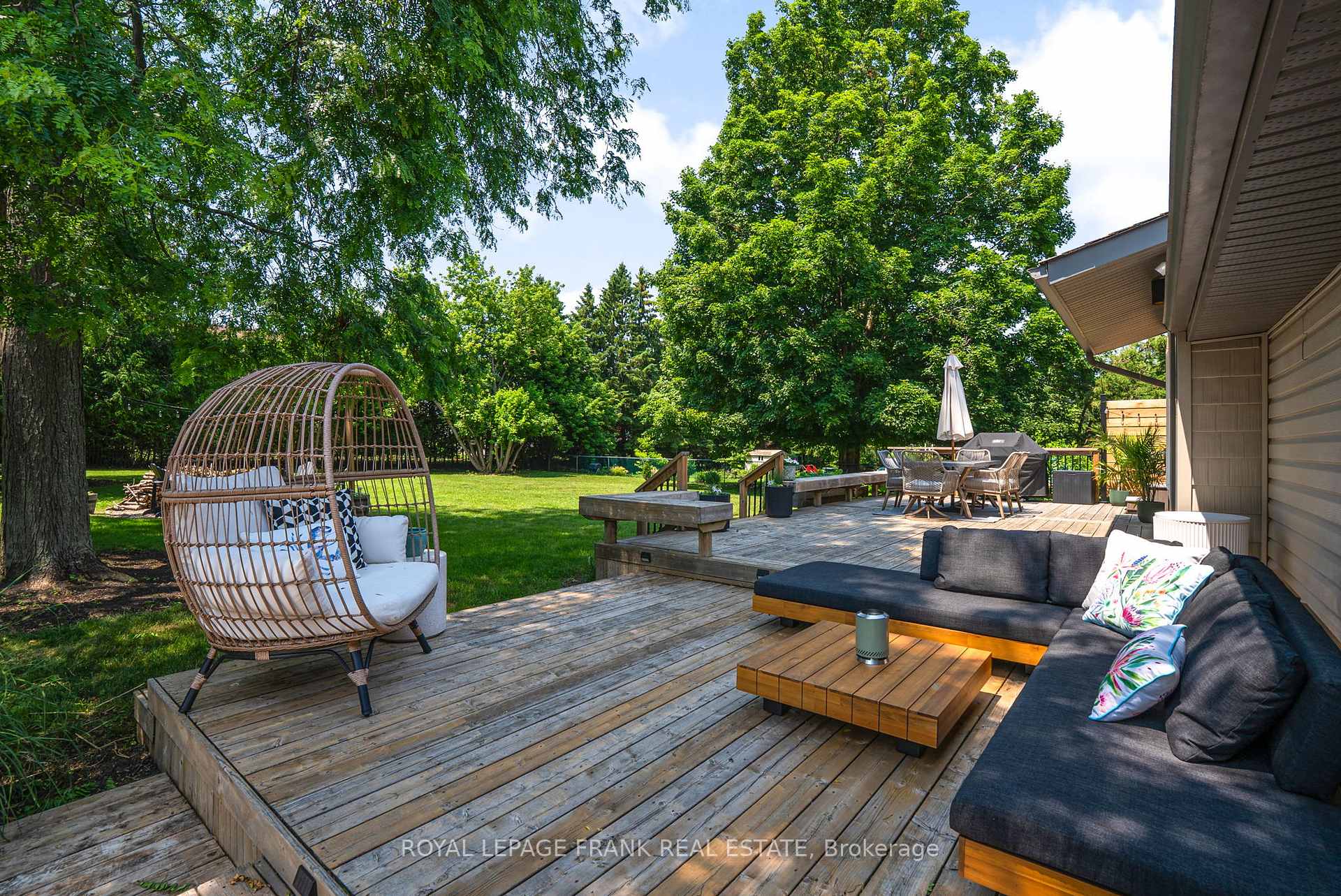 Photo 37 of 623 Spillsbury Drive, Peterborough, Otonabee Ward 1 — HOMEH