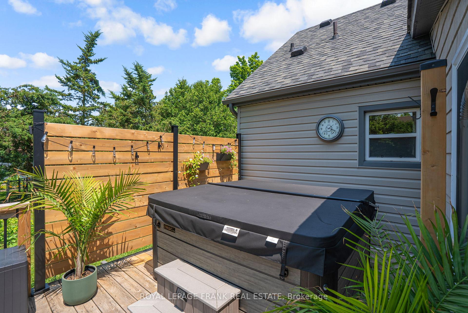 Photo 41 of 623 Spillsbury Drive, Peterborough, Otonabee Ward 1 — HOMEH