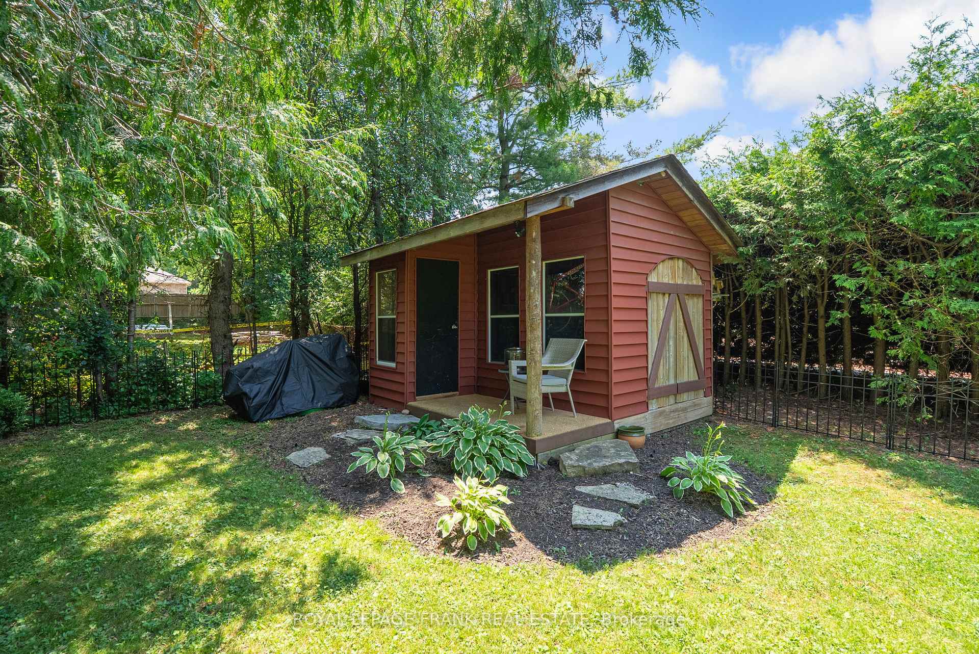 Photo 46 of 623 Spillsbury Drive, Peterborough, Otonabee Ward 1 — HOMEH
