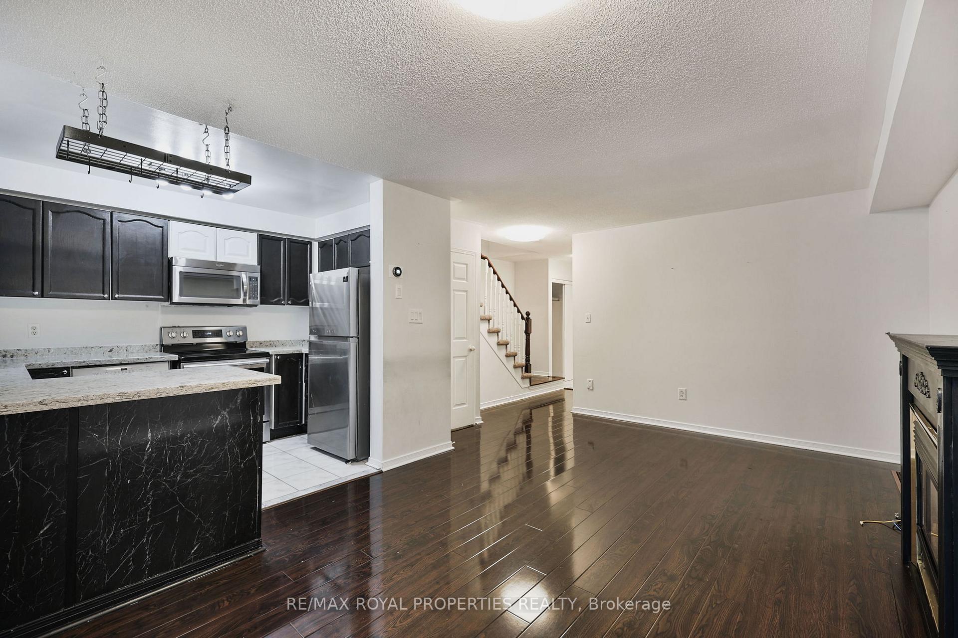 Photo 9 of 6 Wellington Avenue E, Oshawa, Farewell — HOMEH