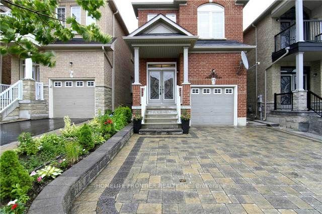 Front of 17 White Beach Crescent