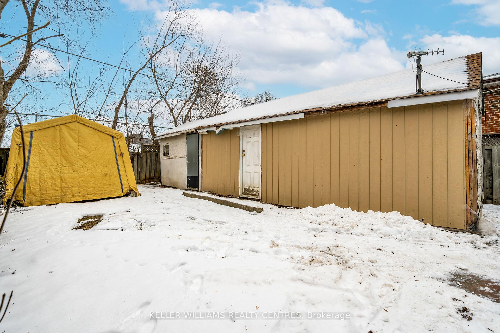 Photo 5 of 340 Pine Avenue, Oshawa, Vanier — HOMEH