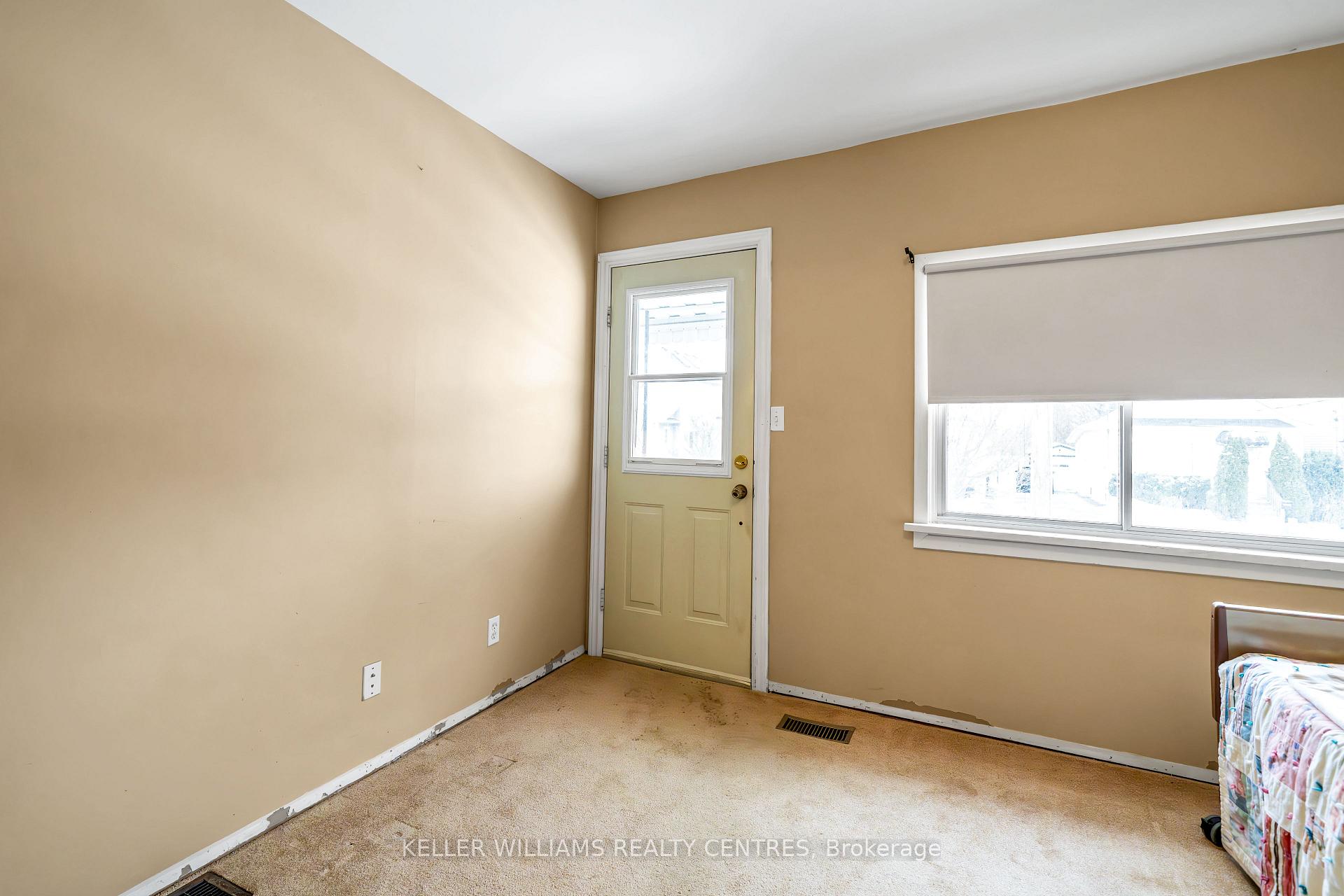 Photo 6 of 340 Pine Avenue, Oshawa, Vanier — HOMEH