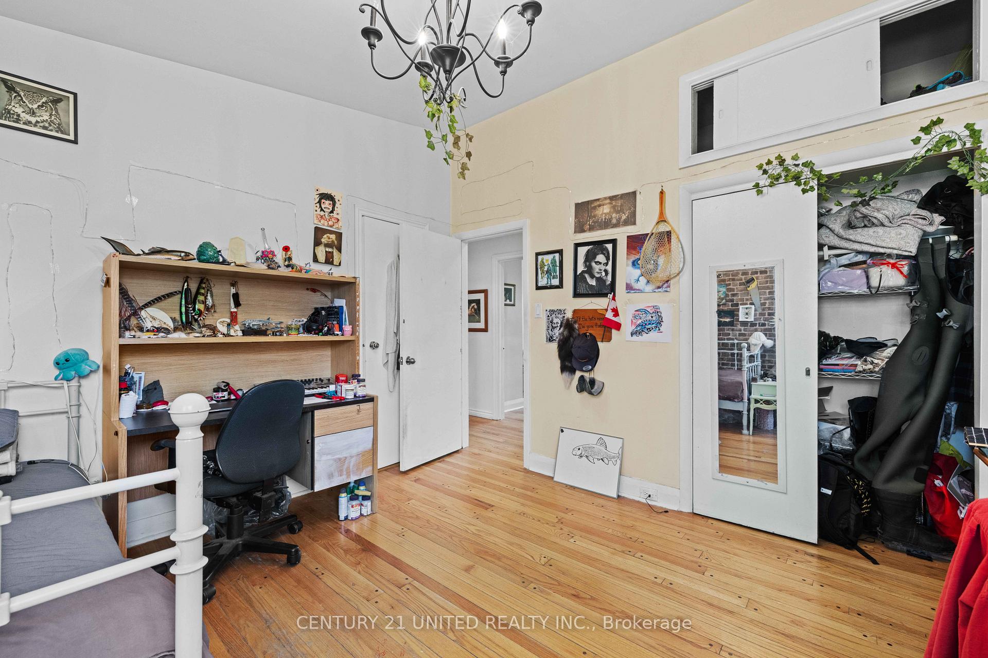 Photo 33 of 762 Weller Street, Peterborough, Town Ward 3 — HOMEH