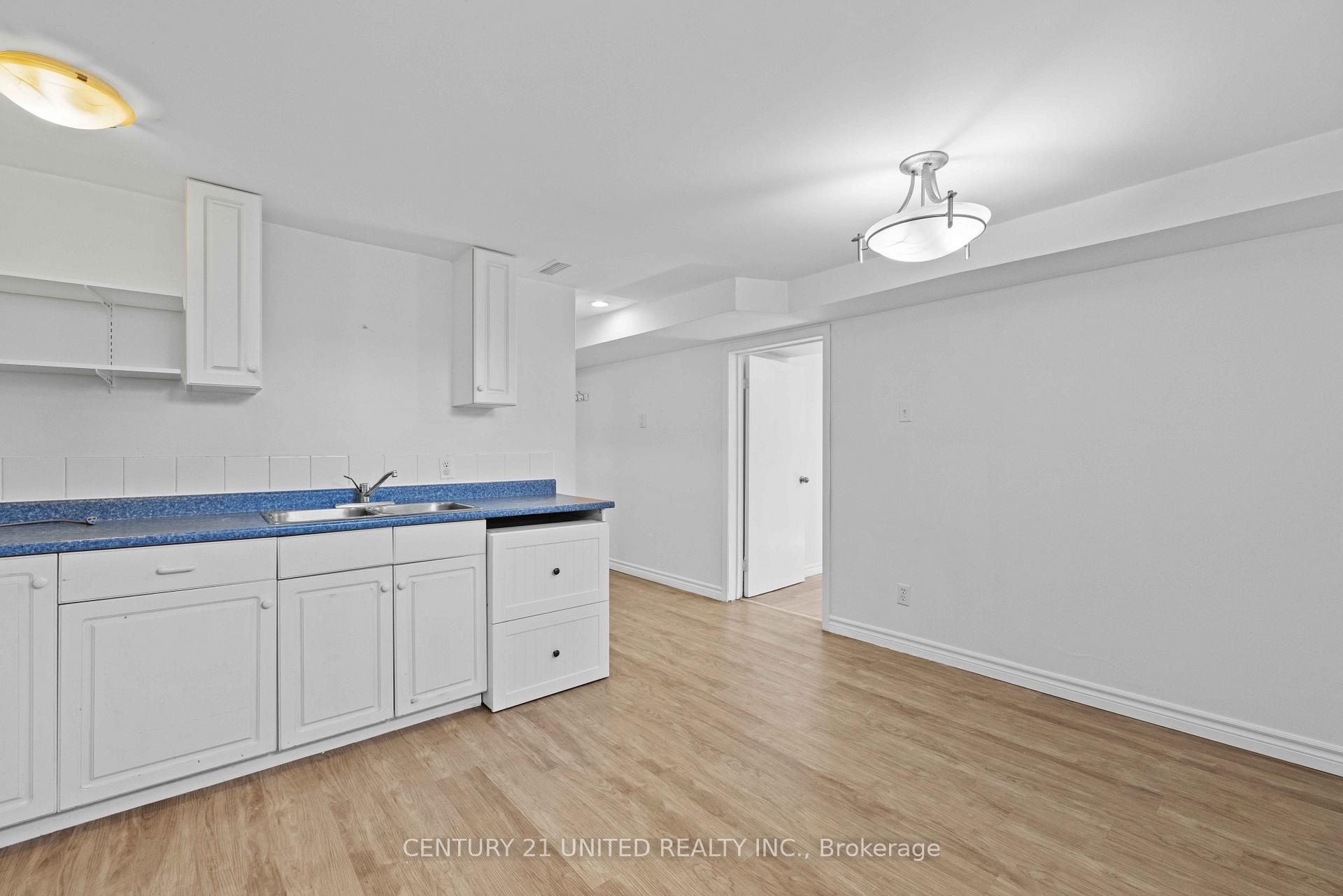 Photo 55 of 762 Weller Street, Peterborough, Town Ward 3 — HOMEH