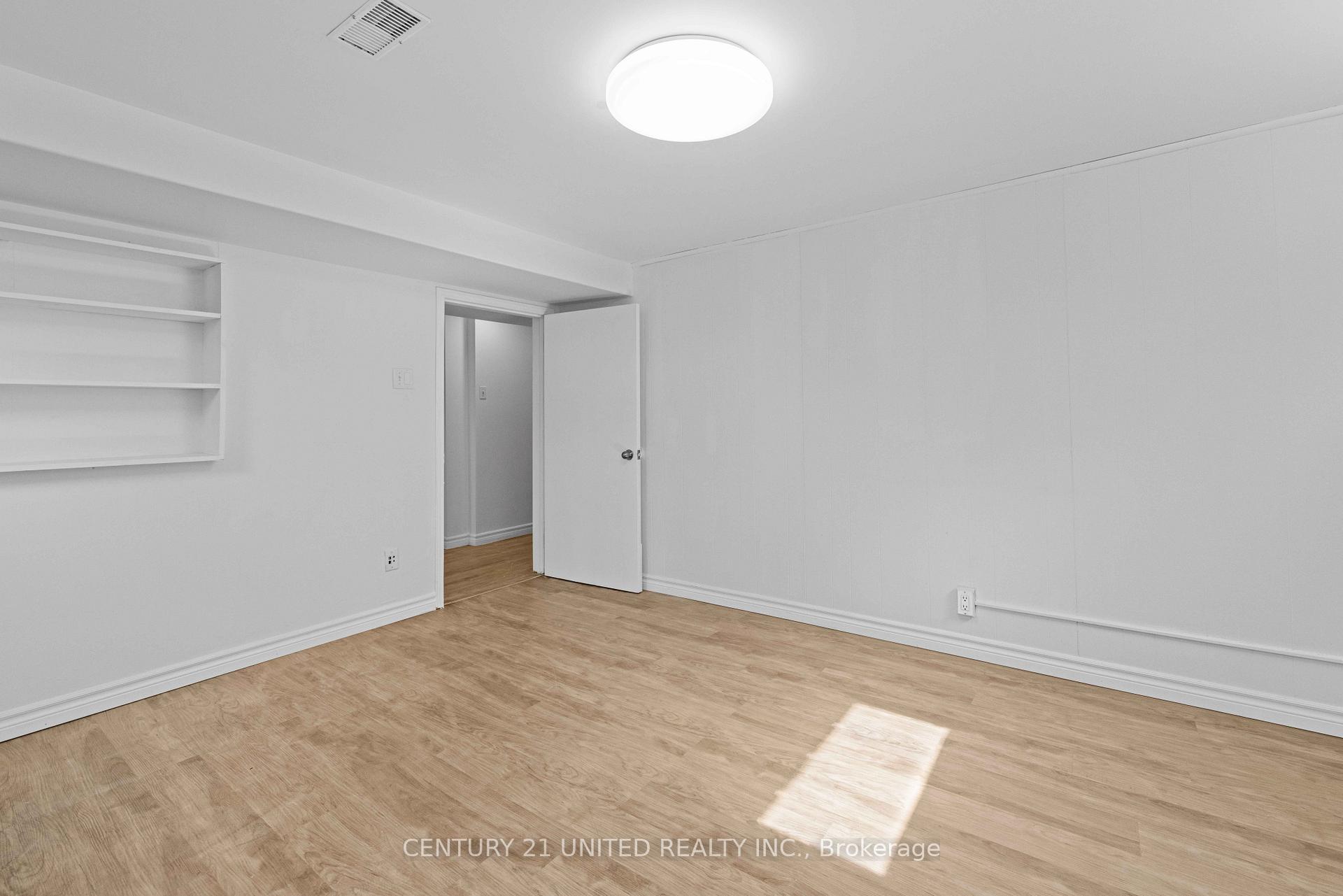 Photo 57 of 762 Weller Street, Peterborough, Town Ward 3 — HOMEH
