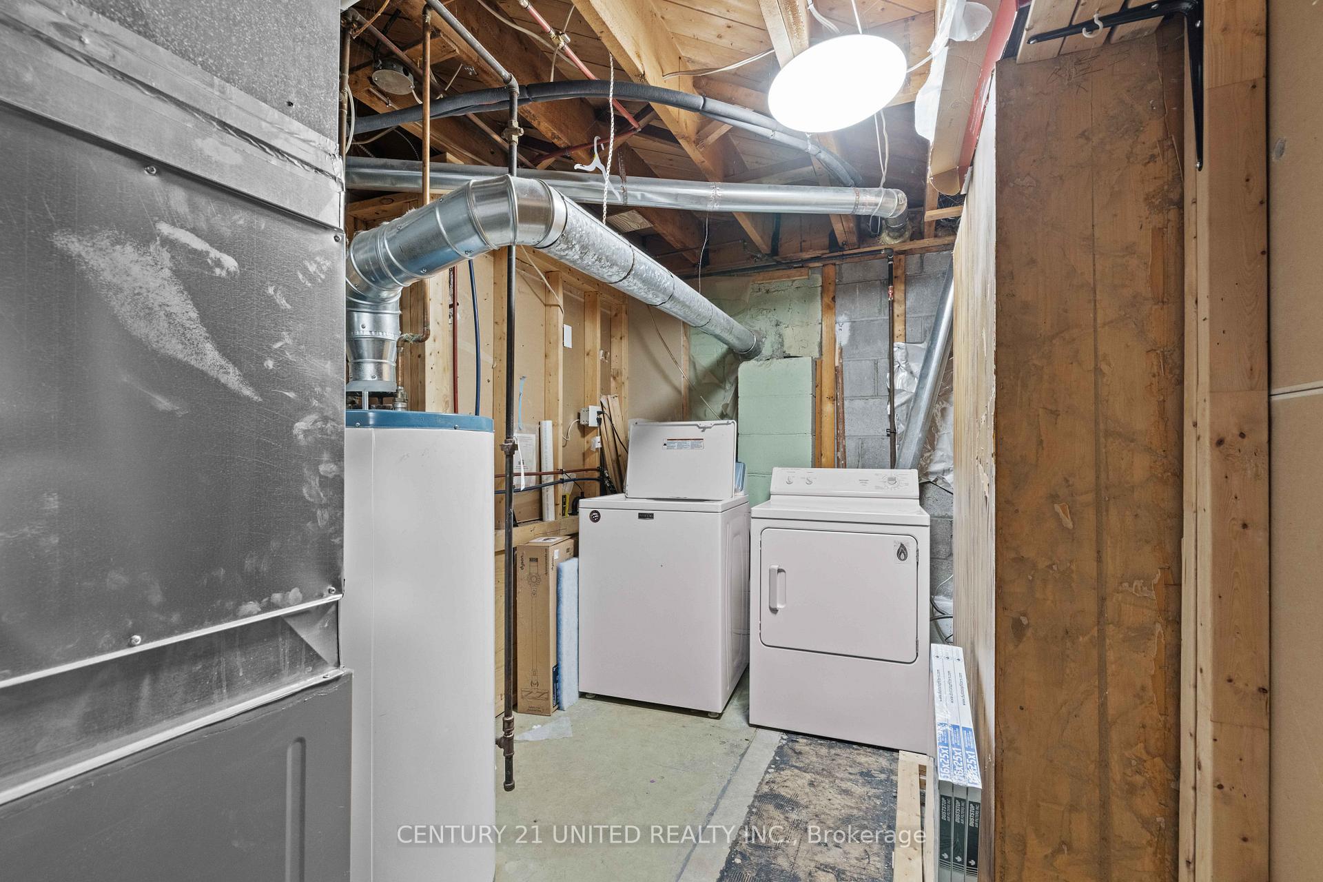 Photo 59 of 762 Weller Street, Peterborough, Town Ward 3 — HOMEH