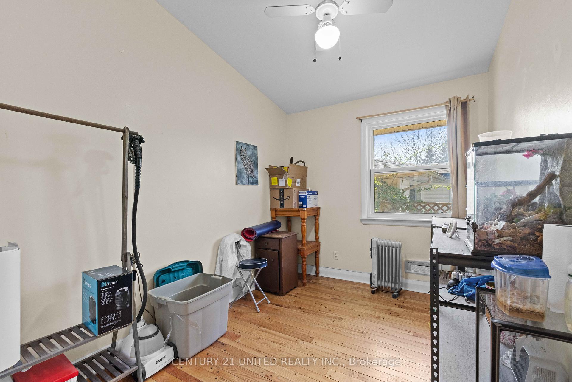 Photo 17 of 762 Weller Street, Peterborough, Town Ward 3 — HOMEH