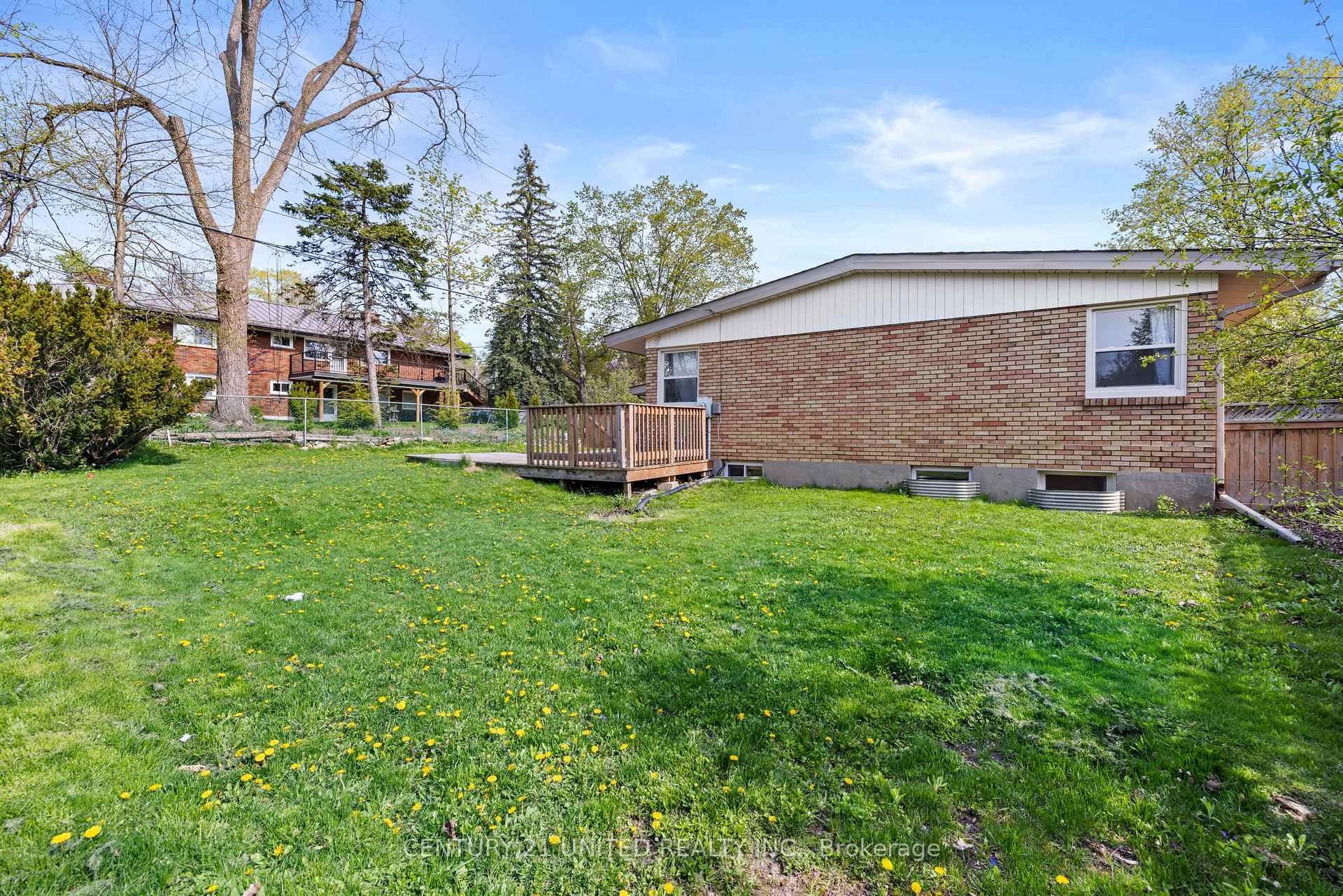 Photo 49 of 762 Weller Street, Peterborough, Town Ward 3 — HOMEH