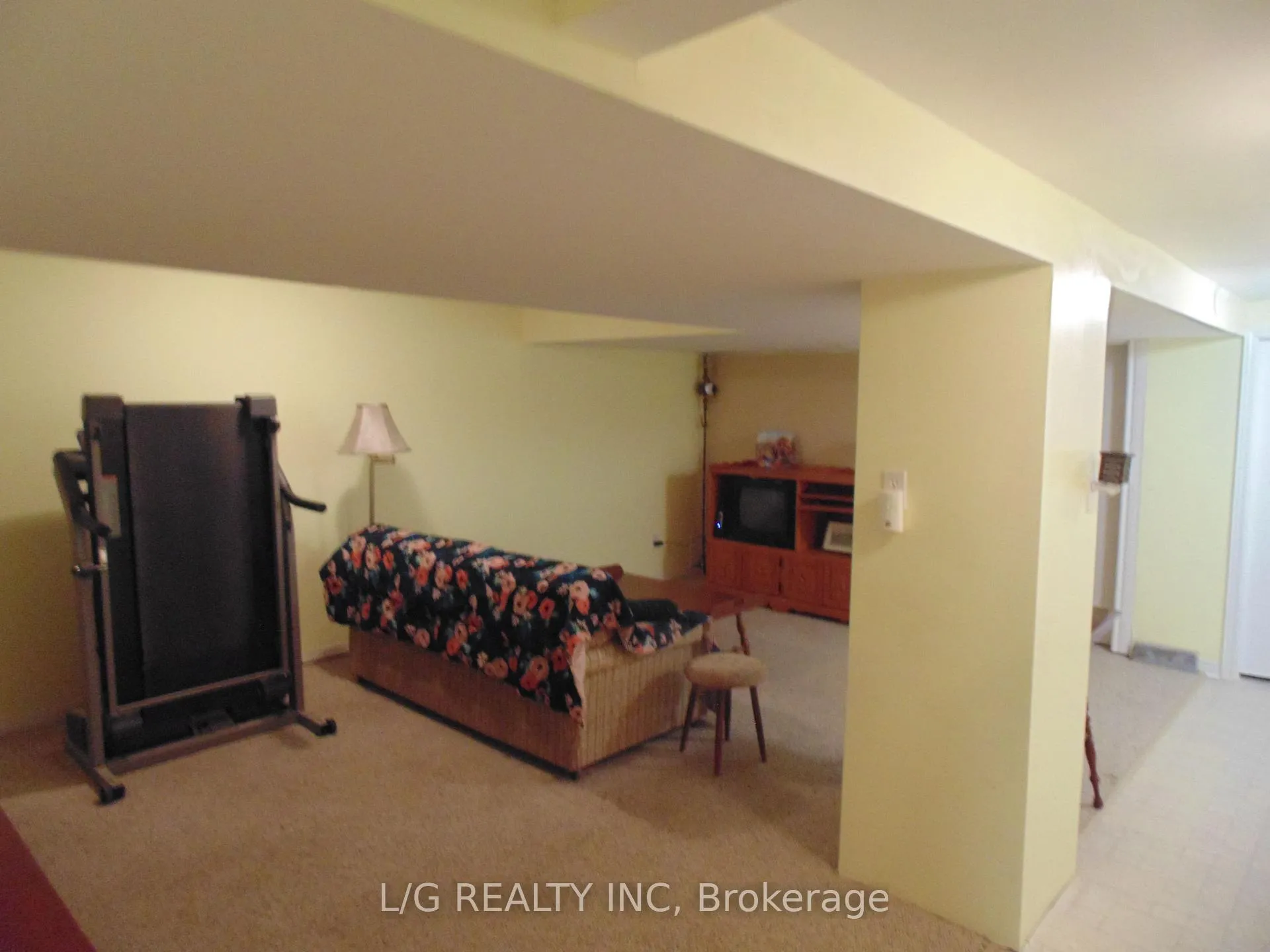 Photo 17 of 4 Brookview Crescent, Brockville — HOMEH