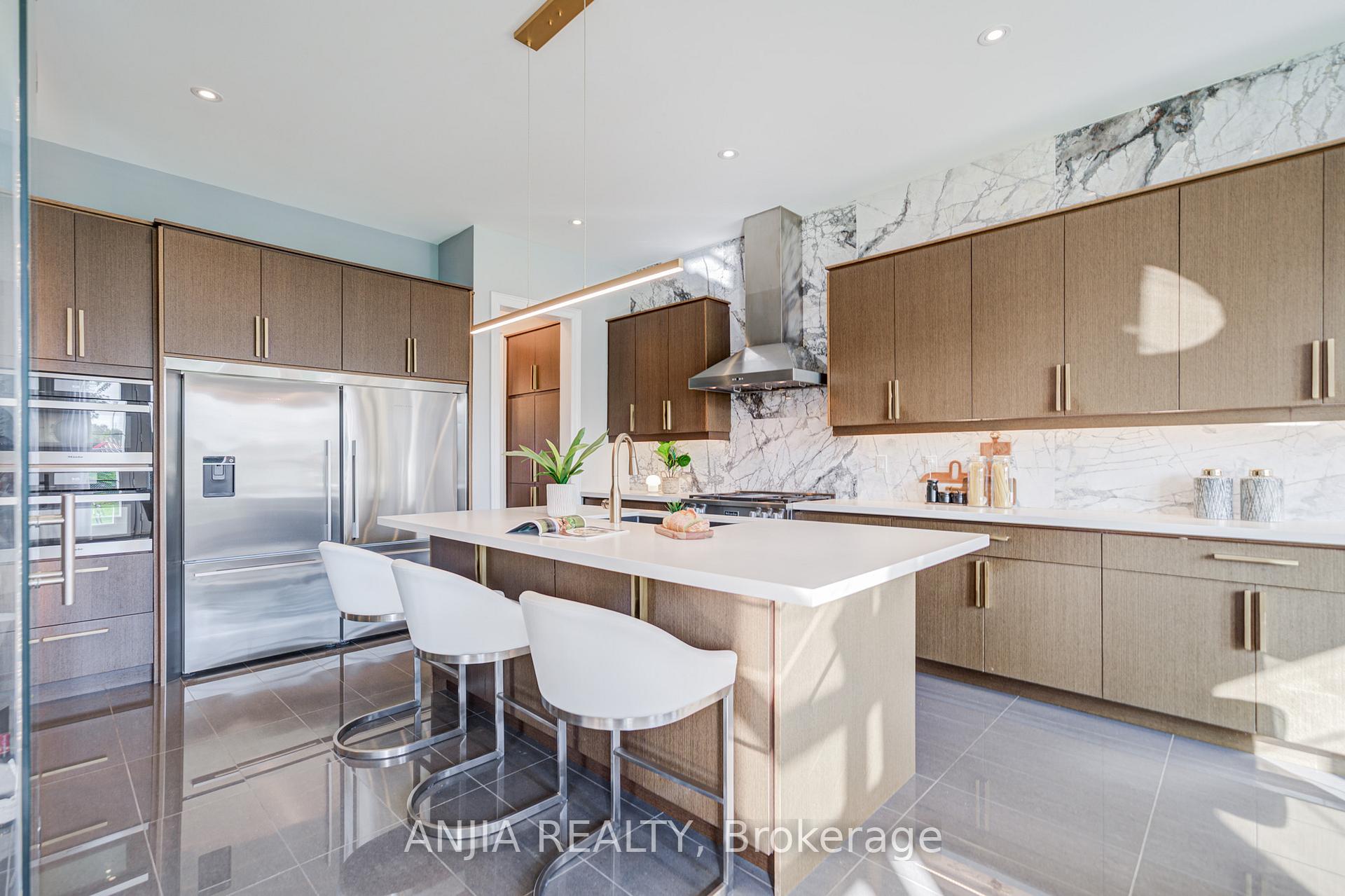 Photo 16 of 27 Mike Boshevski Court, Aurora, Rural Aurora — HOMEH