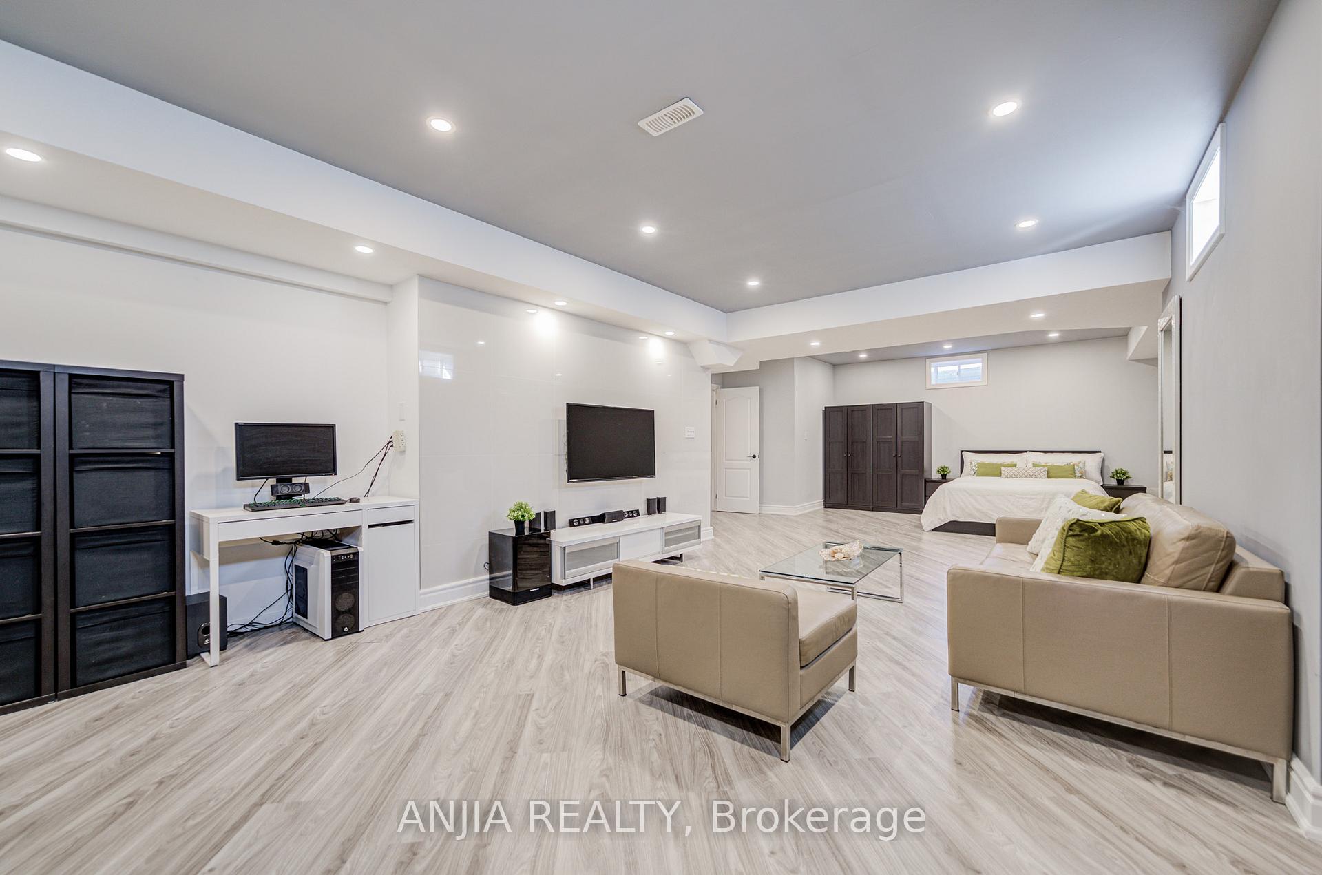 Photo 44 of 27 Mike Boshevski Court, Aurora, Rural Aurora — HOMEH