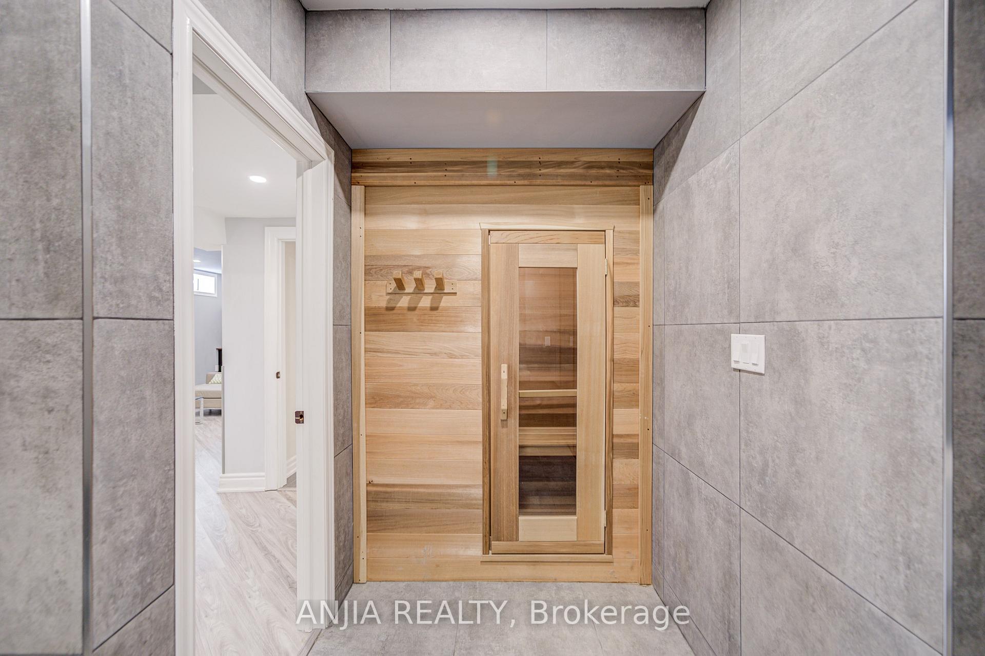 Photo 43 of 27 Mike Boshevski Court, Aurora, Rural Aurora — HOMEH