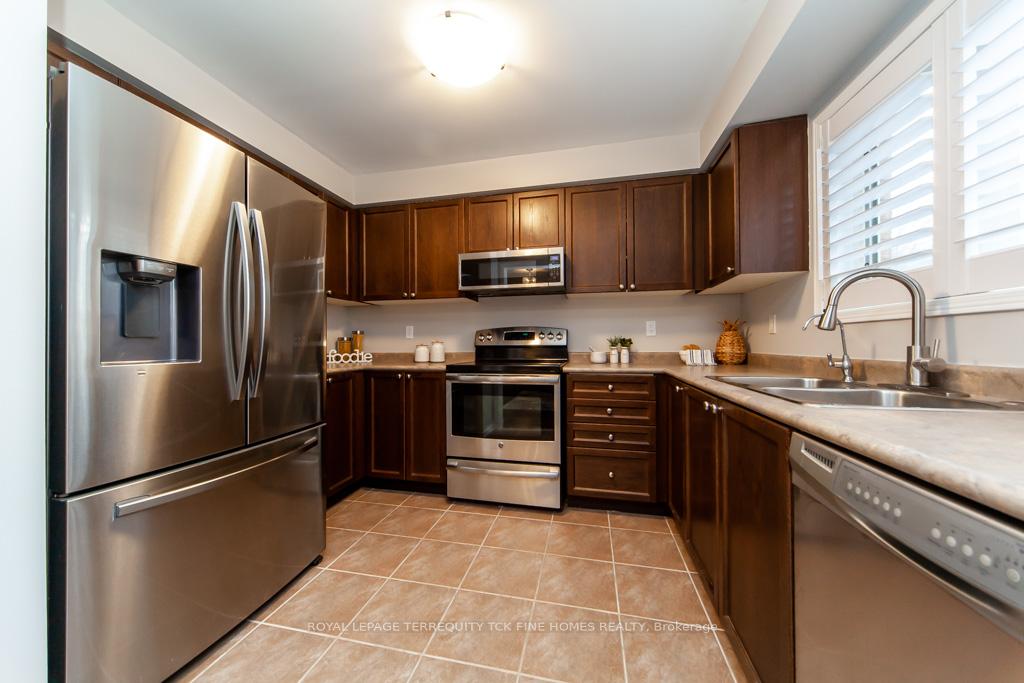 Photo 15 of 2249 Winlord Place, Oshawa, Windfields — HOMEH