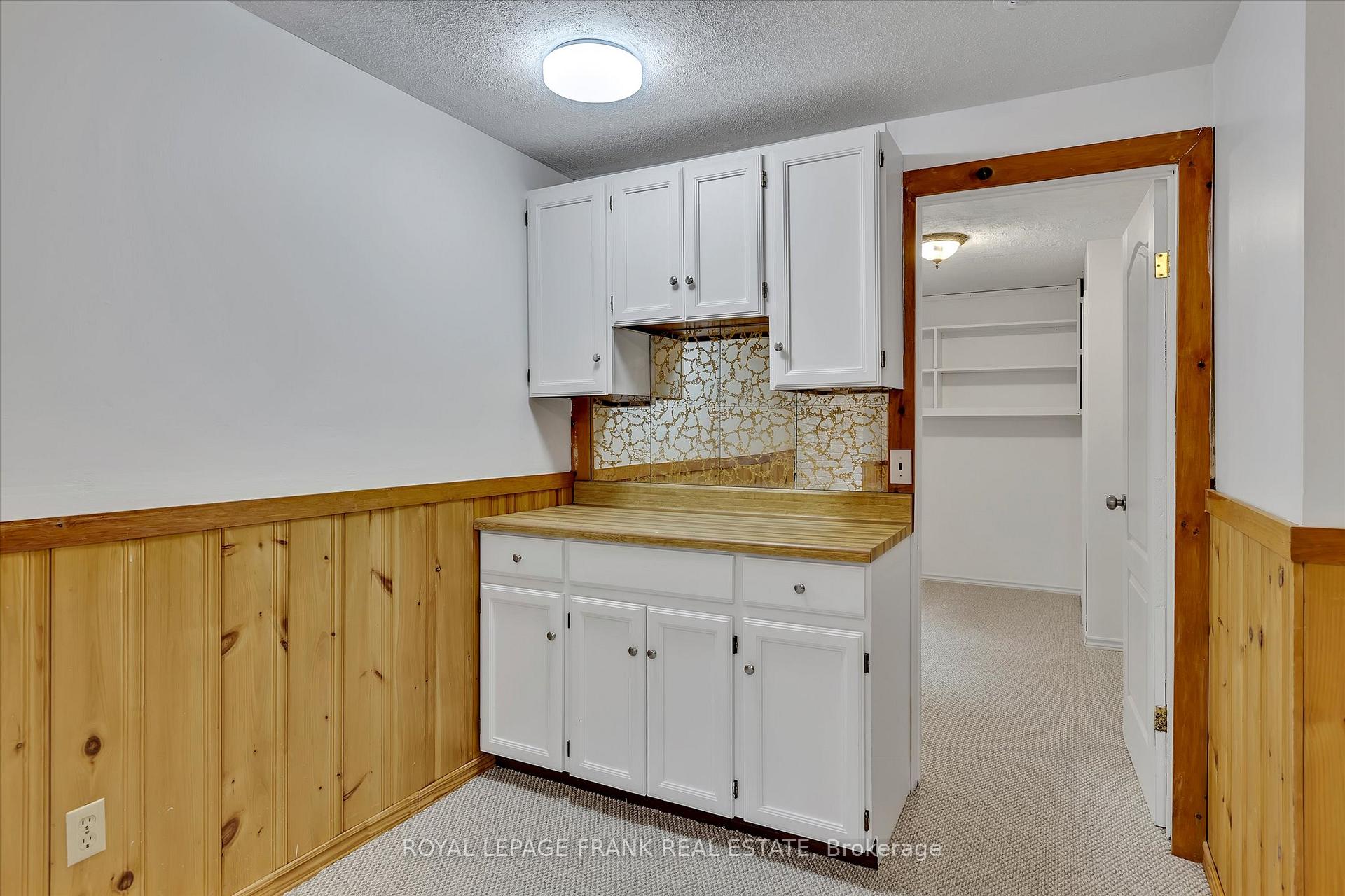 Photo 27 of 17 Claudette Court, Peterborough, Monaghan Ward 2 — HOMEH