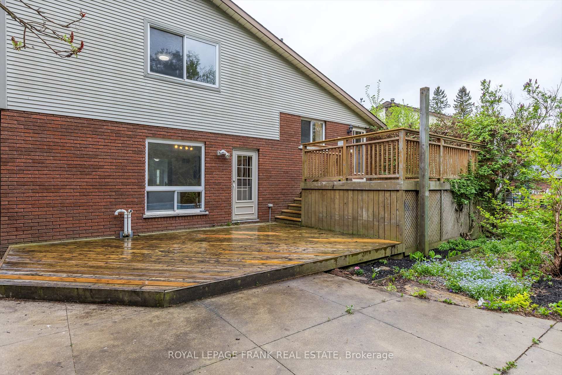 Photo 34 of 17 Claudette Court, Peterborough, Monaghan Ward 2 — HOMEH