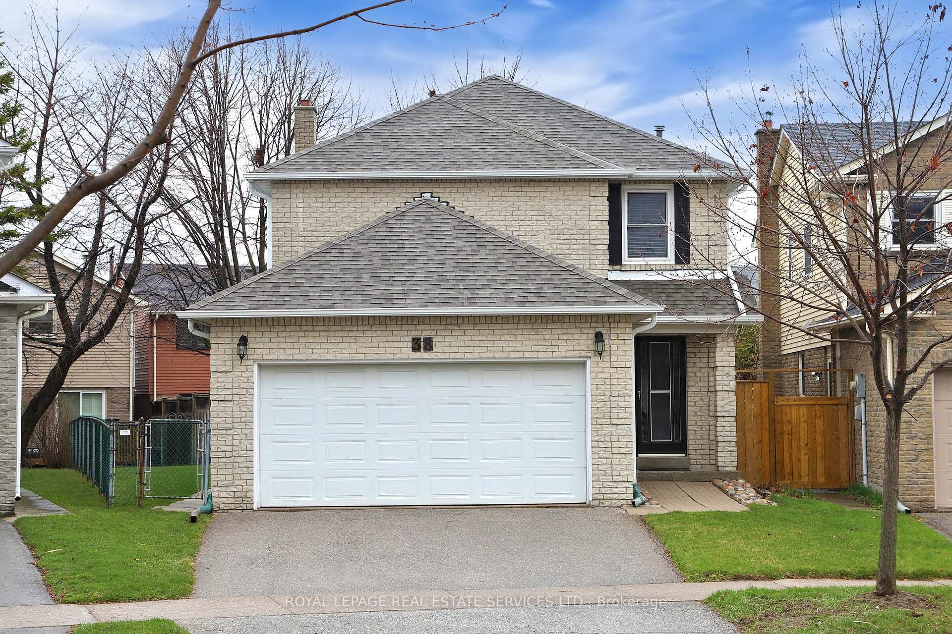 Photo 1 of 38 Lisa Crescent, Vaughan, Crestwood-Springfarm-Yorkhill — HOMEH