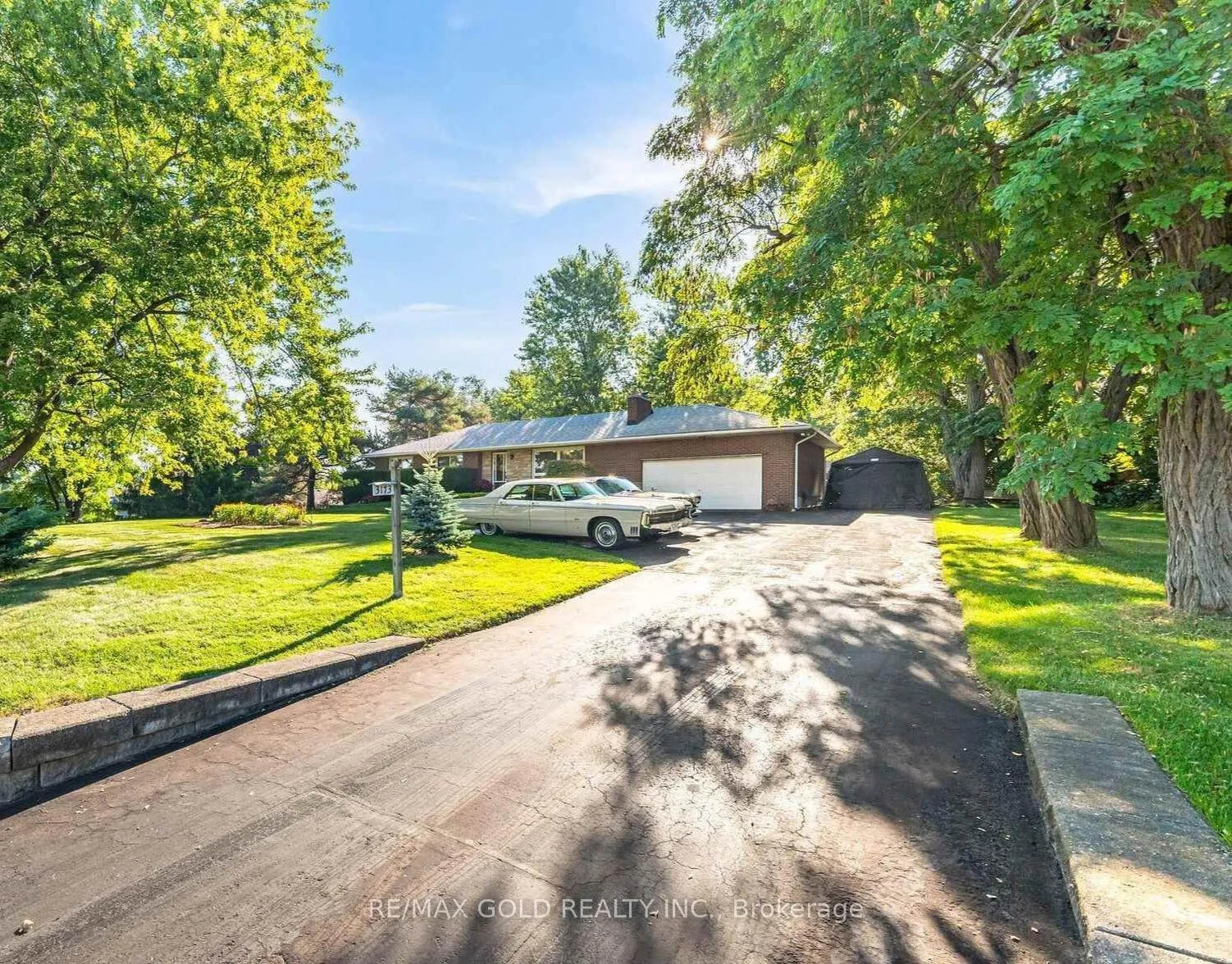 Front of 3173 Mayfield Road