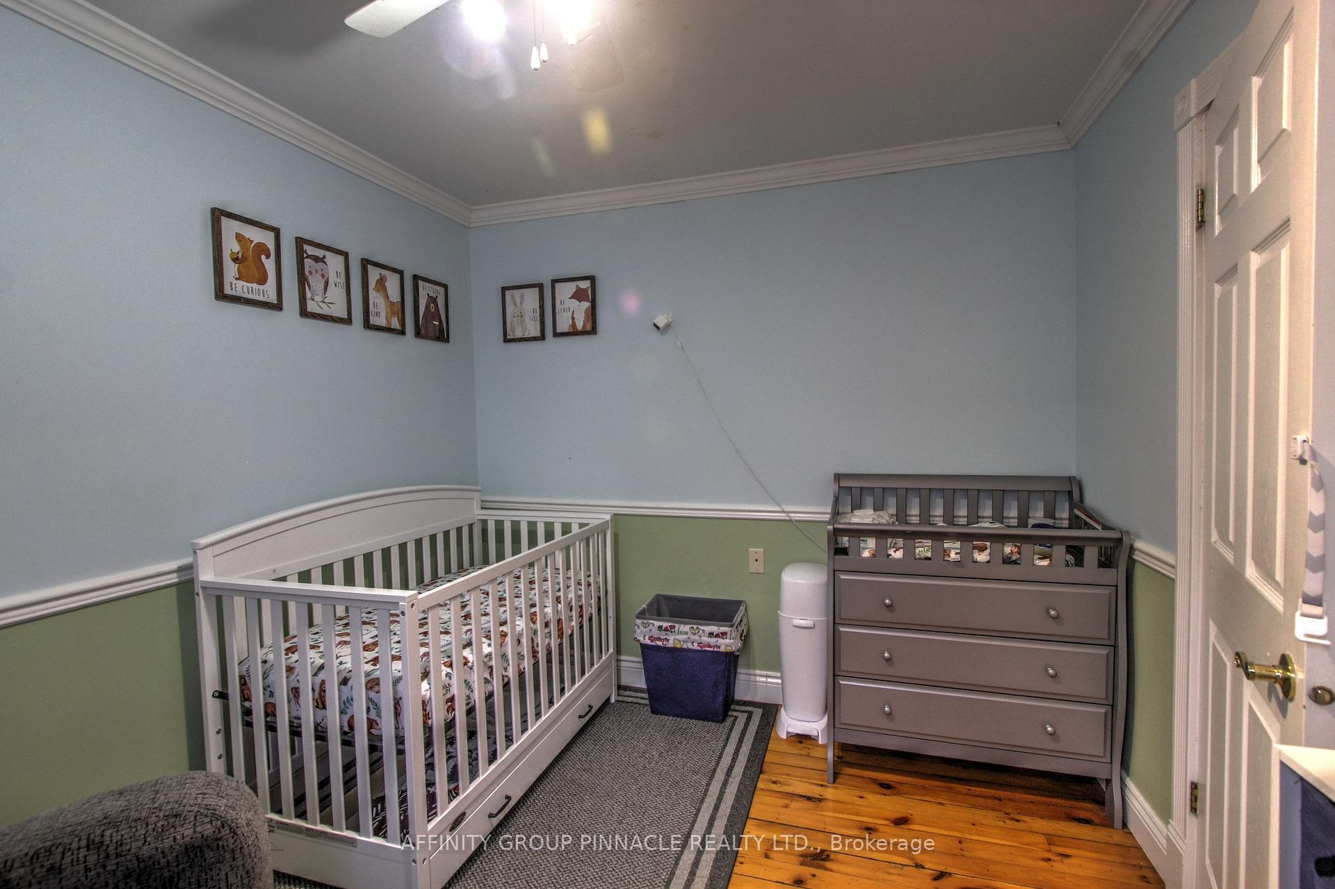 Photo 15 of 587 Chamberlain Street, Peterborough, Town Ward 3 — HOMEH