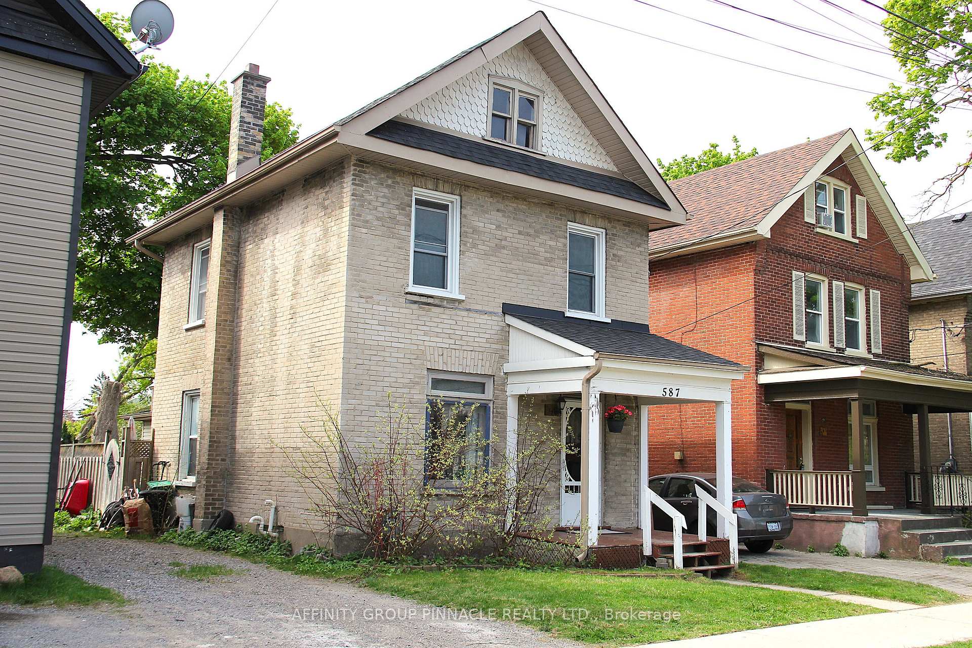 Photo 21 of 587 Chamberlain Street, Peterborough, Town Ward 3 — HOMEH
