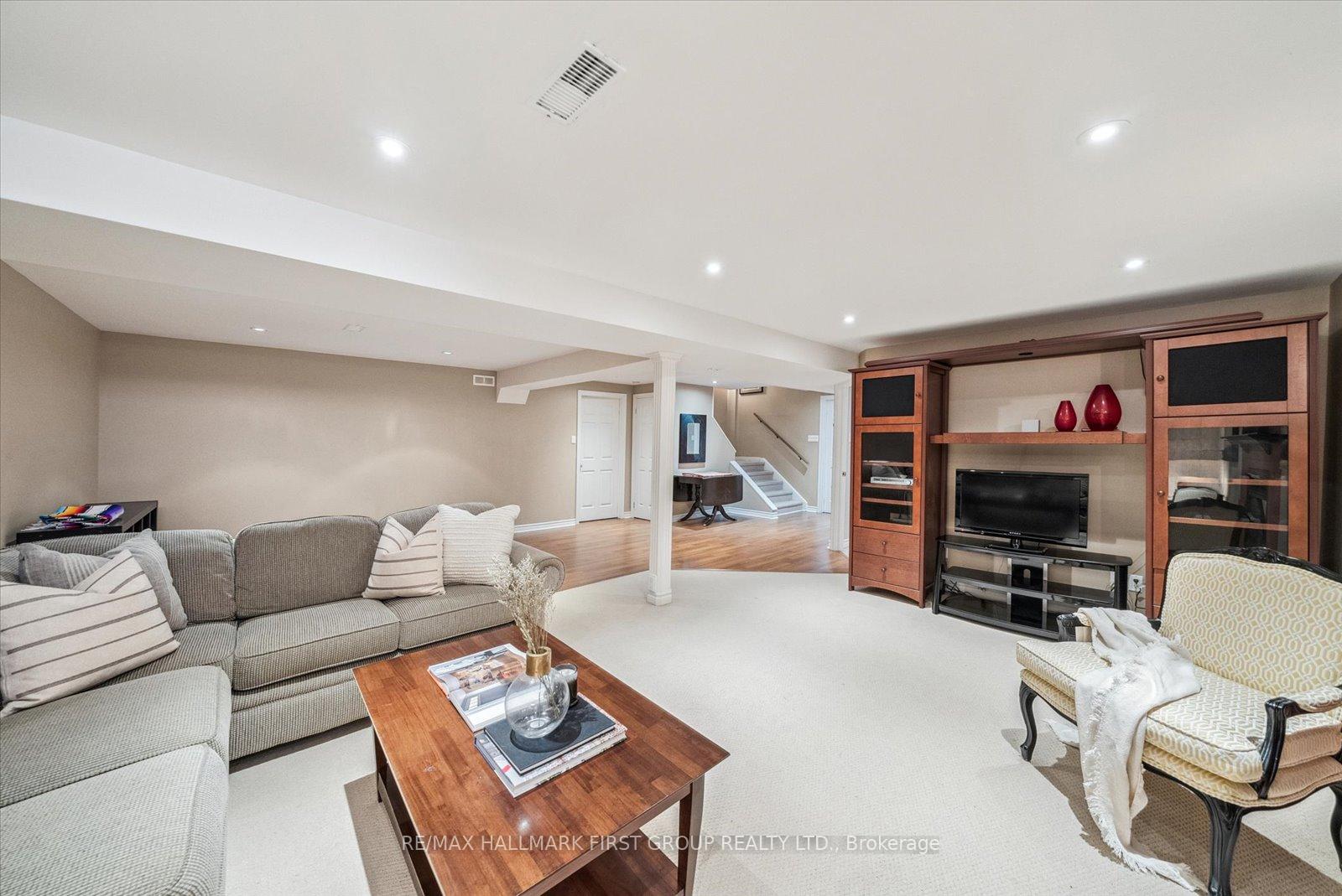 Photo 23 of 26 Simonds Drive, Ajax, South West — HOMEH