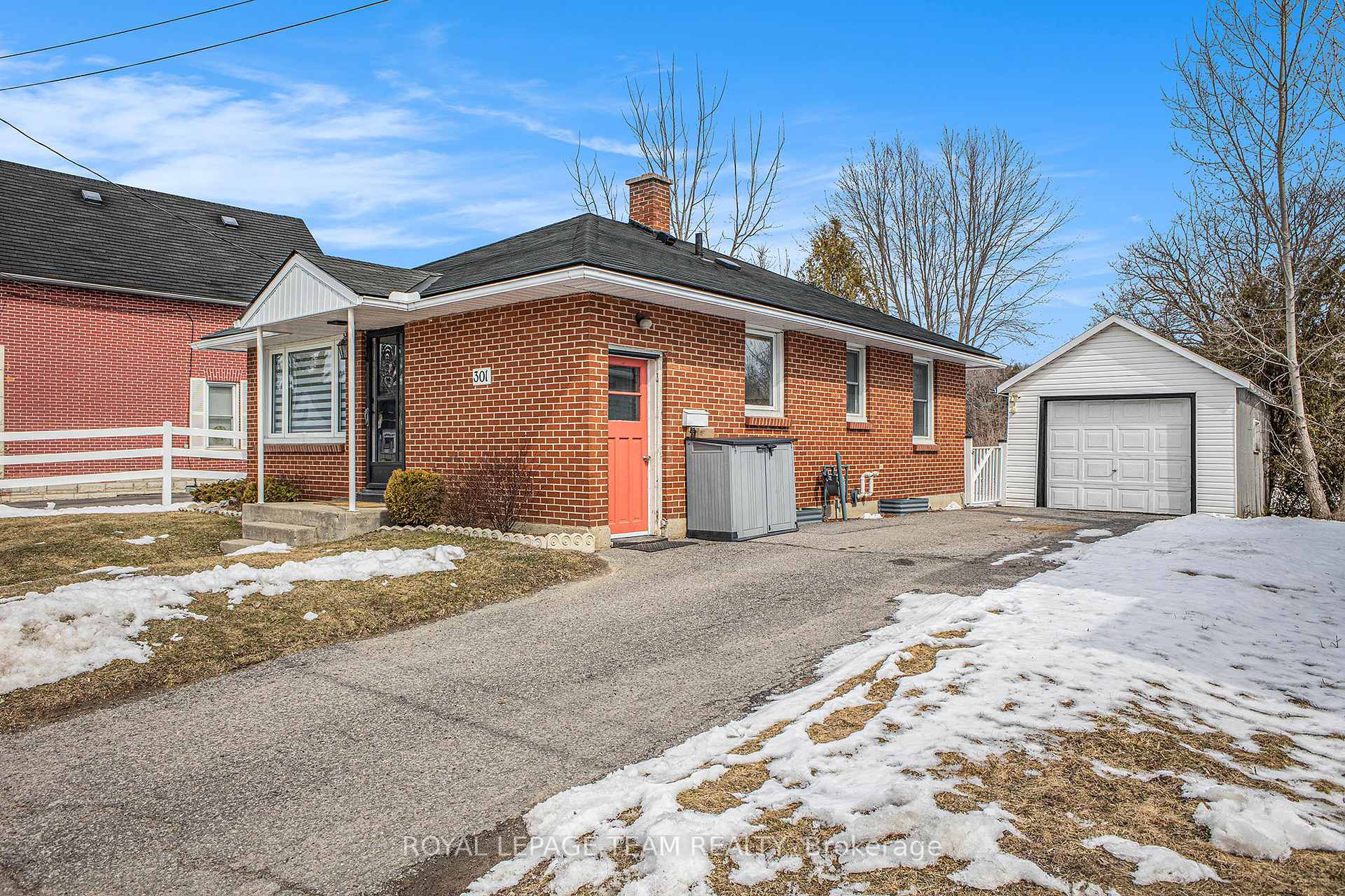 Photo 21 of 301 Elgin Street W, Arnprior — HOMEH