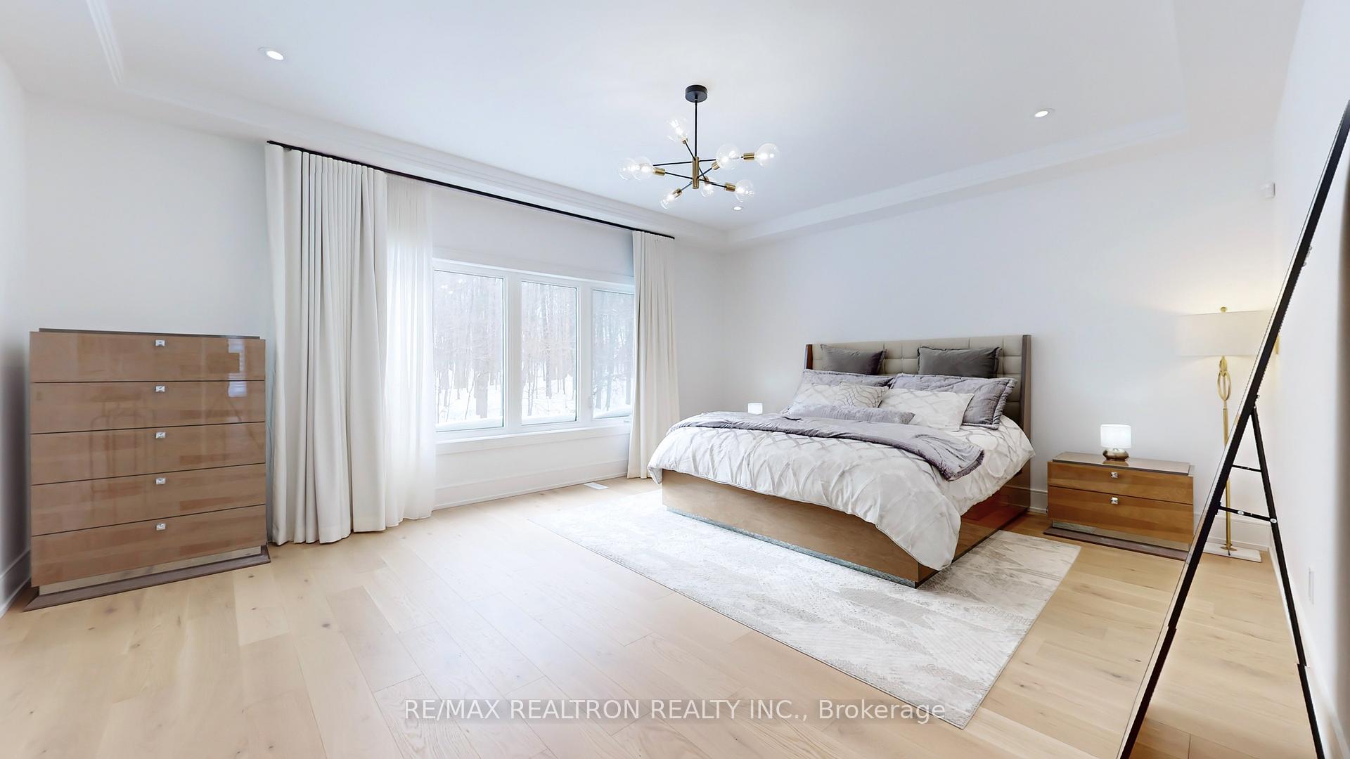 Photo 23 of 31 Donsgrove Court, Vaughan, Patterson — HOMEH