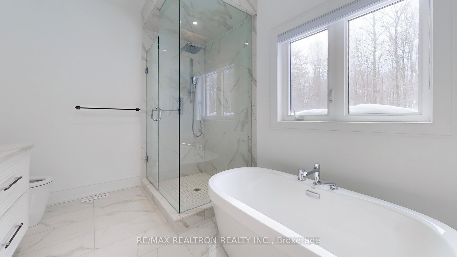 Photo 27 of 31 Donsgrove Court, Vaughan, Patterson — HOMEH