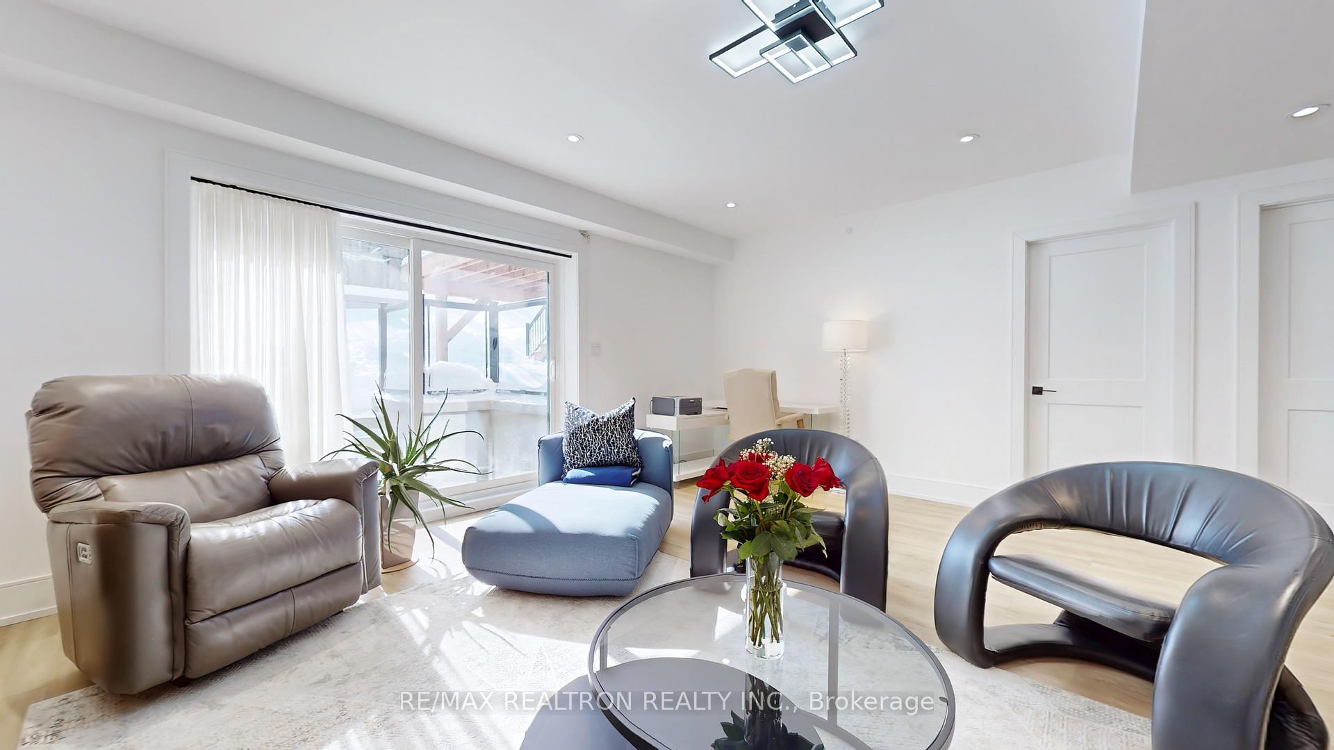 Photo 41 of 31 Donsgrove Court, Vaughan, Patterson — HOMEH