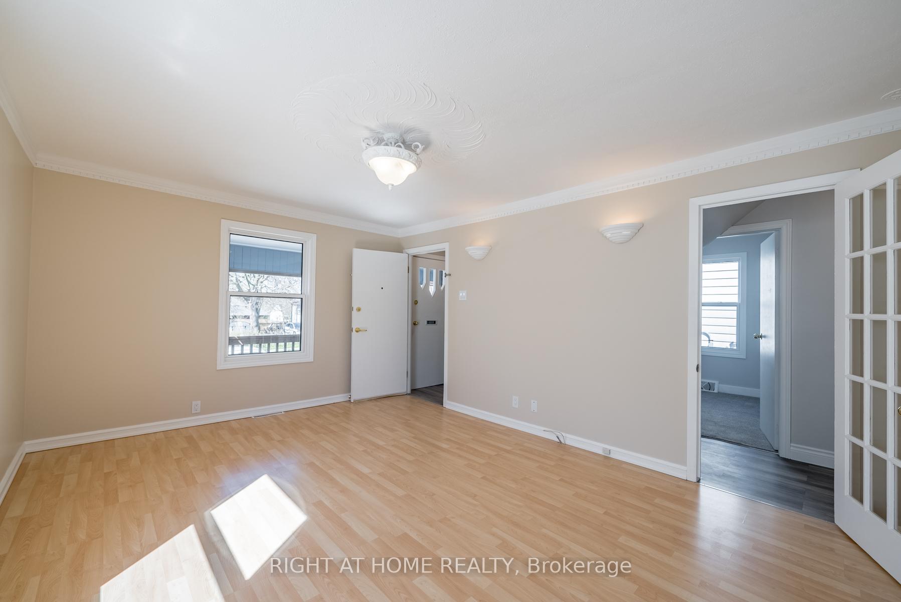 Photo 6 of 271 Drew Street, Oshawa, Central — HOMEH