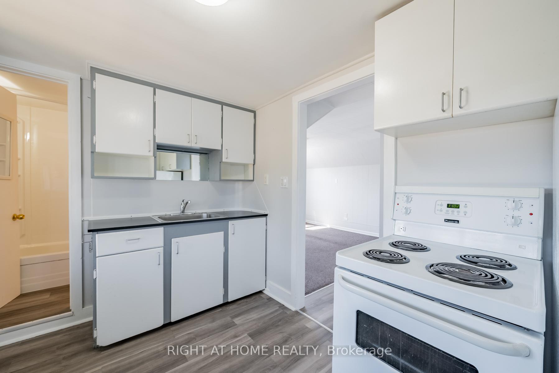 Photo 17 of 271 Drew Street, Oshawa, Central — HOMEH
