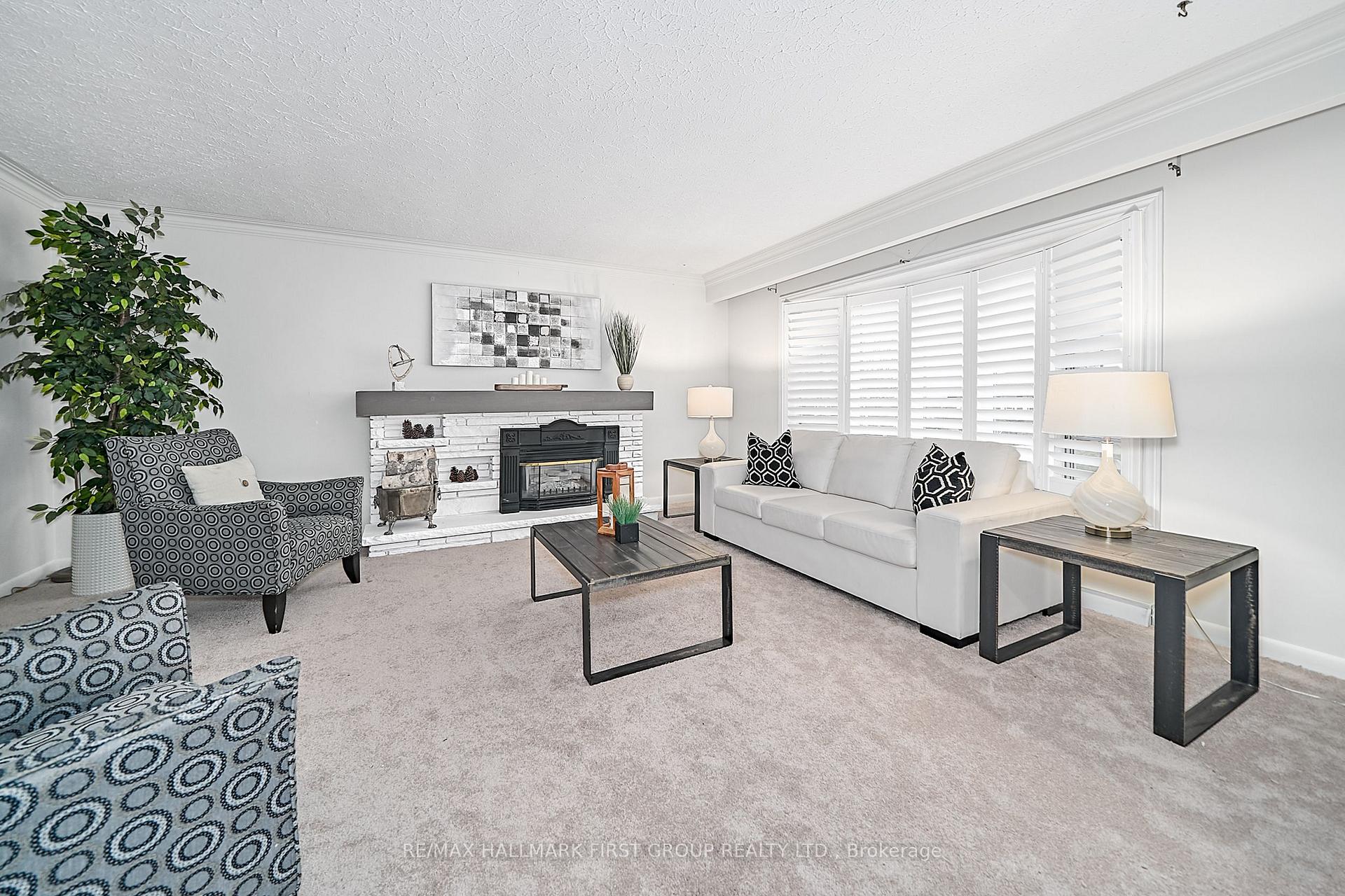 Photo 7 of 764 Whitman Crescent, Oshawa, Donevan — HOMEH
