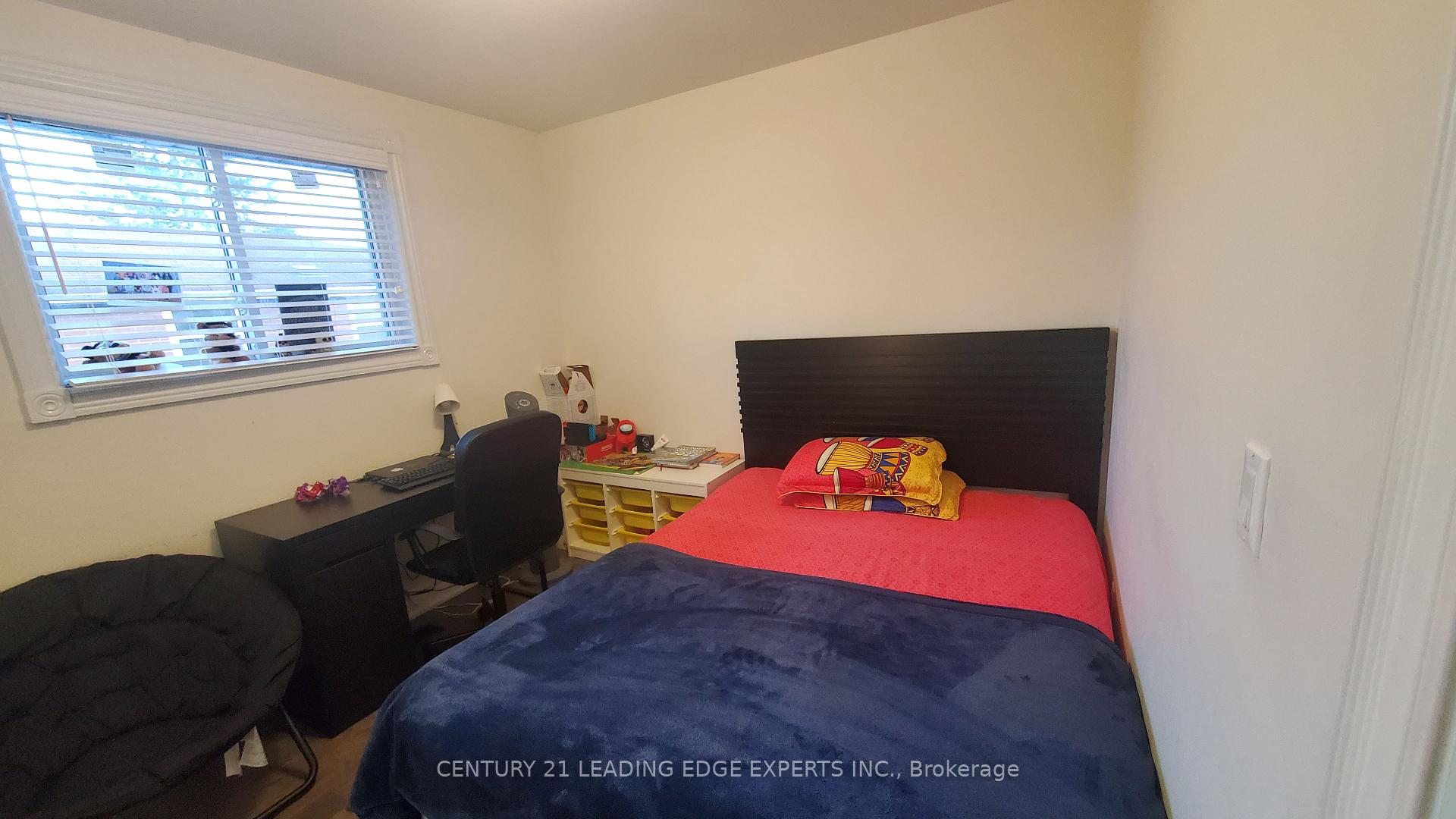 Photo 7 of Unit Upper, 100 Clements Road E, Ajax, South East — HOMEH