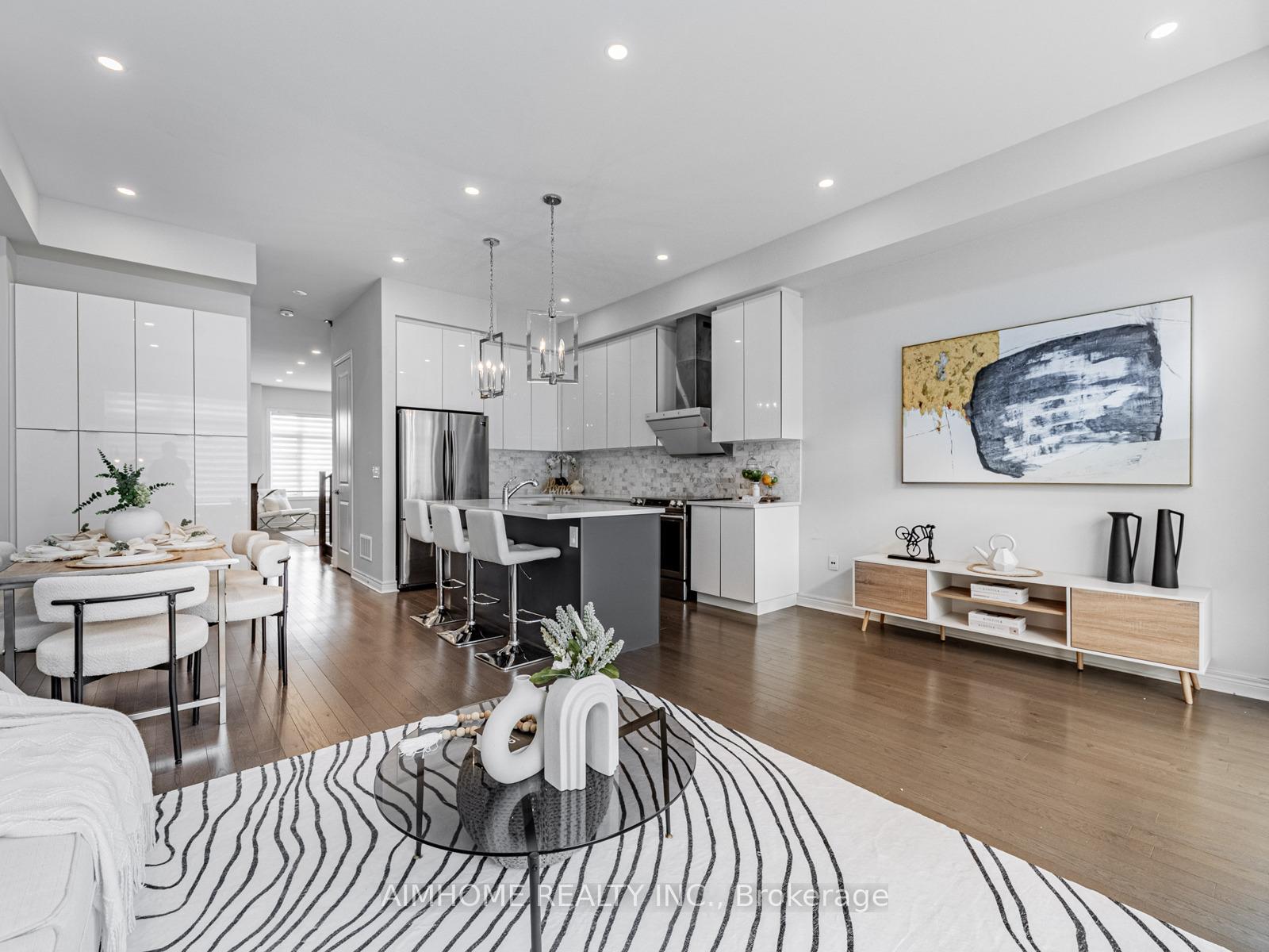 Photo 6 of 135 Lebovic Campus Drive, Vaughan, Patterson — HOMEH