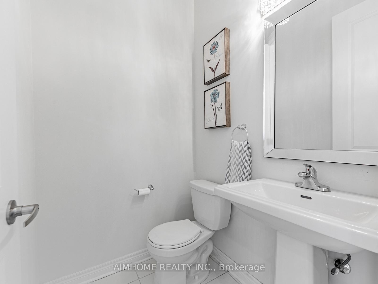 Photo 13 of 135 Lebovic Campus Drive, Vaughan, Patterson — HOMEH