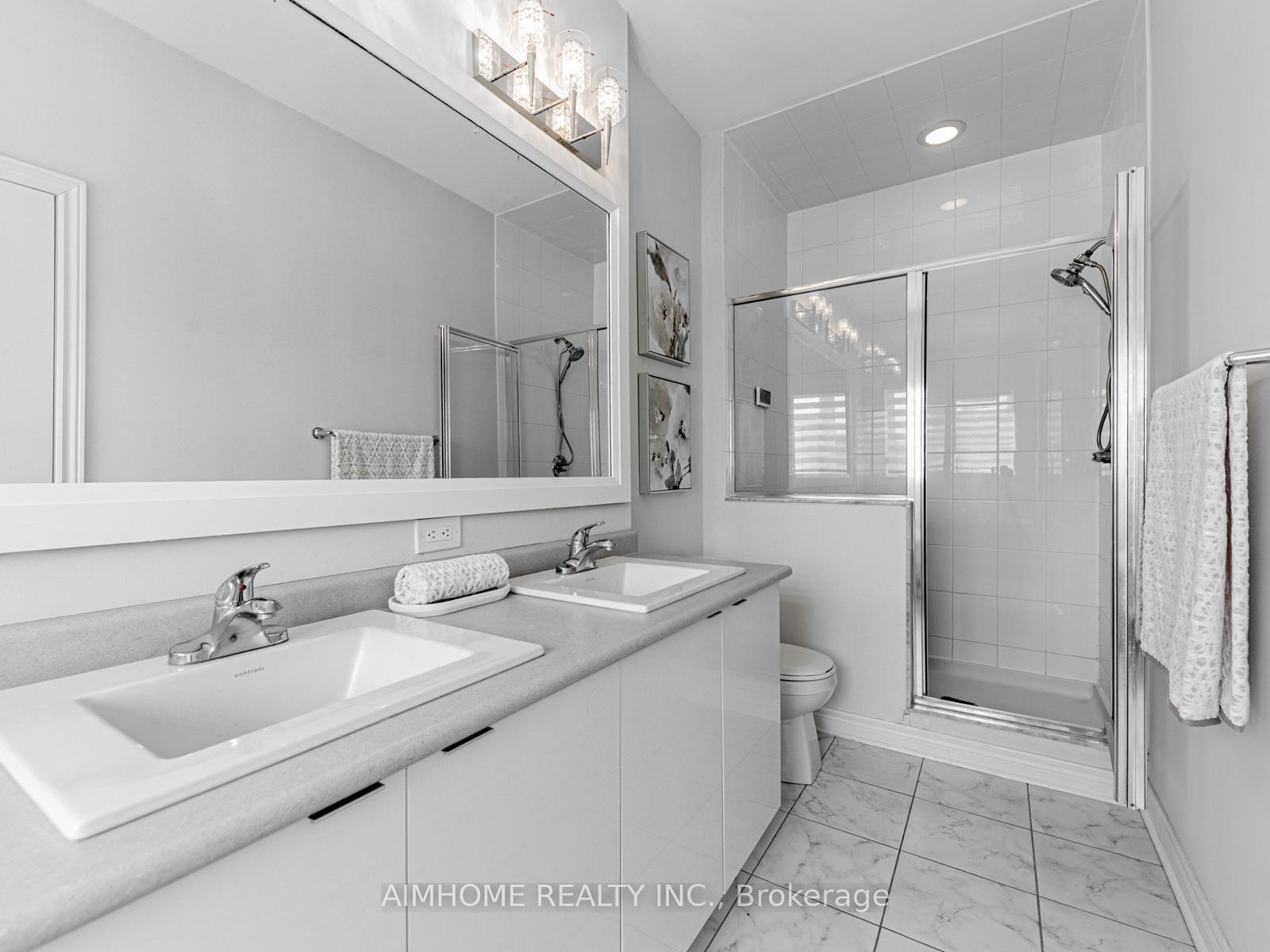 Photo 16 of 135 Lebovic Campus Drive, Vaughan, Patterson — HOMEH